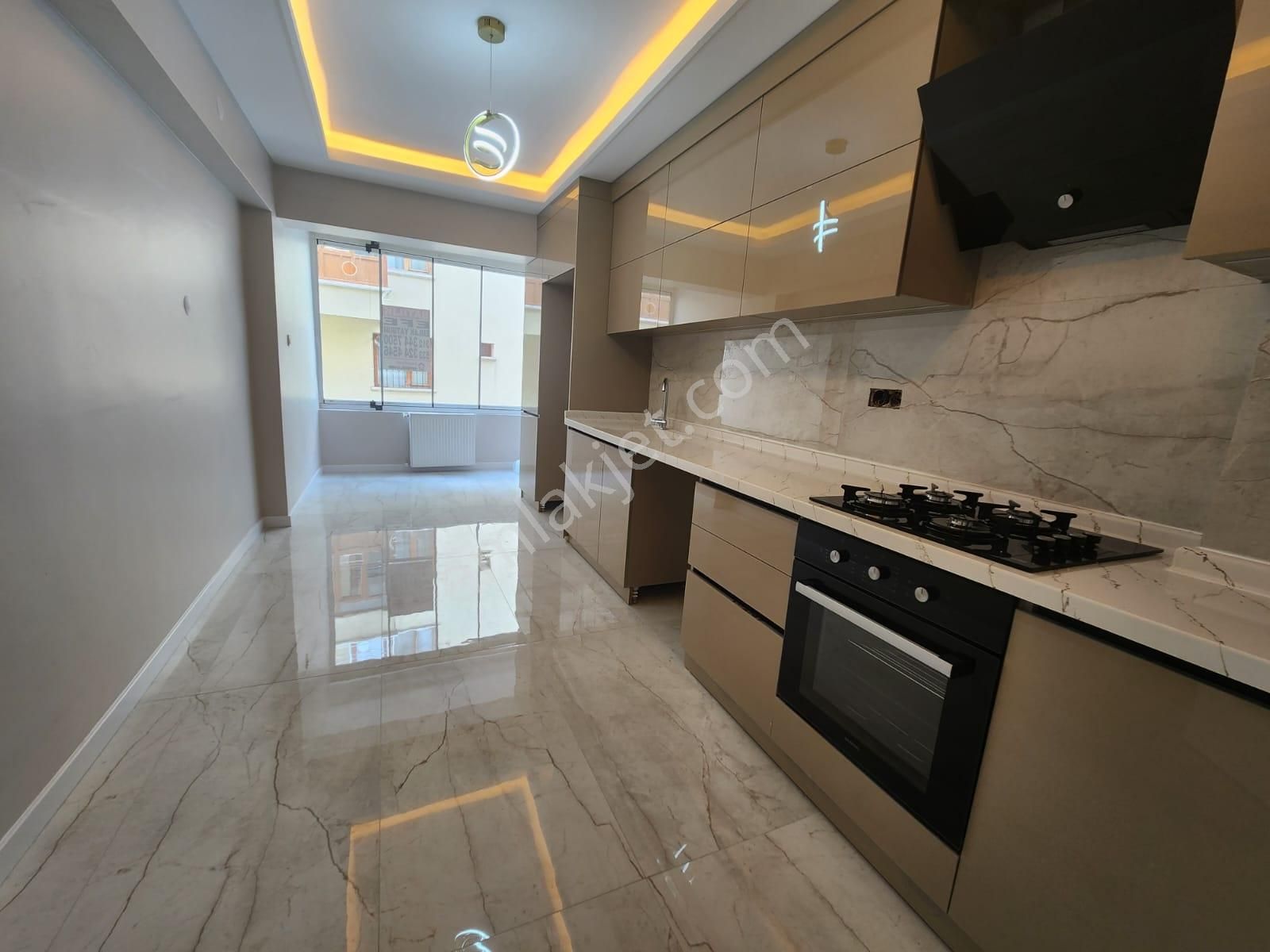 Etlik Şehir Hastanelerine Çok Yakın Katta 3+1 Full Yapılı - Görsel 22