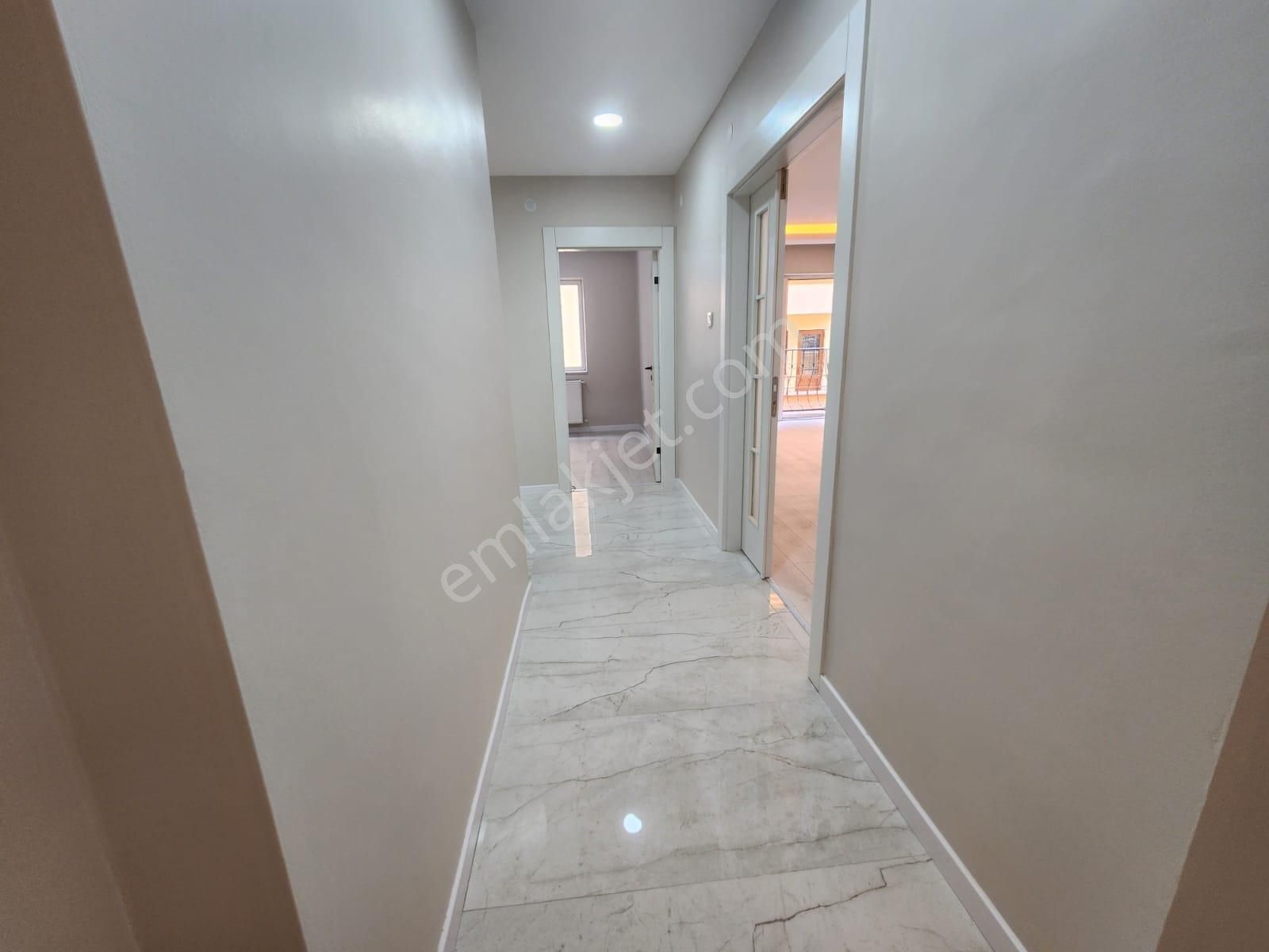 Etlik Şehir Hastanelerine Çok Yakın Katta 3+1 Full Yapılı - Görsel 18