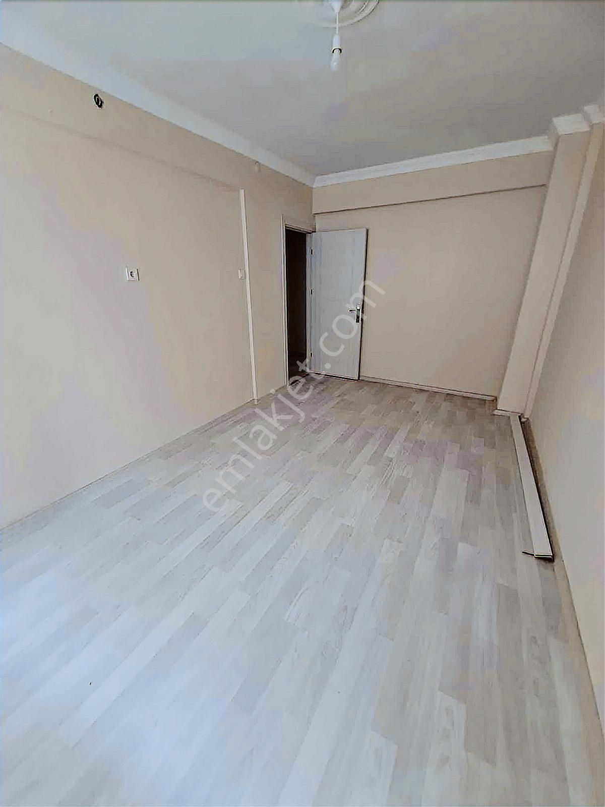 Aydın Efeler Çankaya Caddesinde Satılık Full Tadilatlı 2+1 Daire - Görsel 10