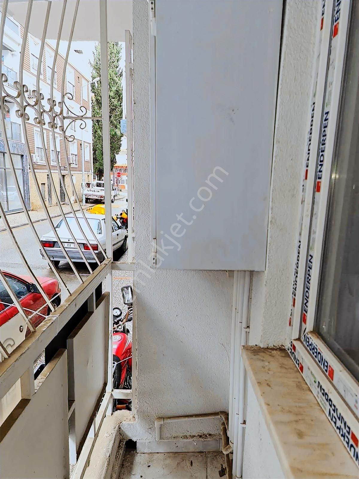 Aydın Efeler Çankaya Caddesinde Satılık Full Tadilatlı 2+1 Daire - Görsel 2