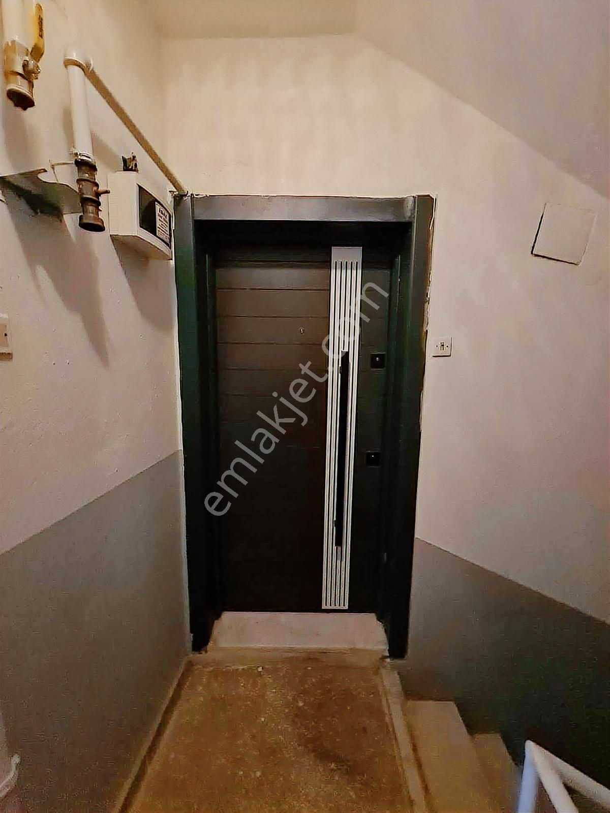 Aydın Efeler Çankaya Caddesinde Satılık Full Tadilatlı 2+1 Daire - Görsel 17