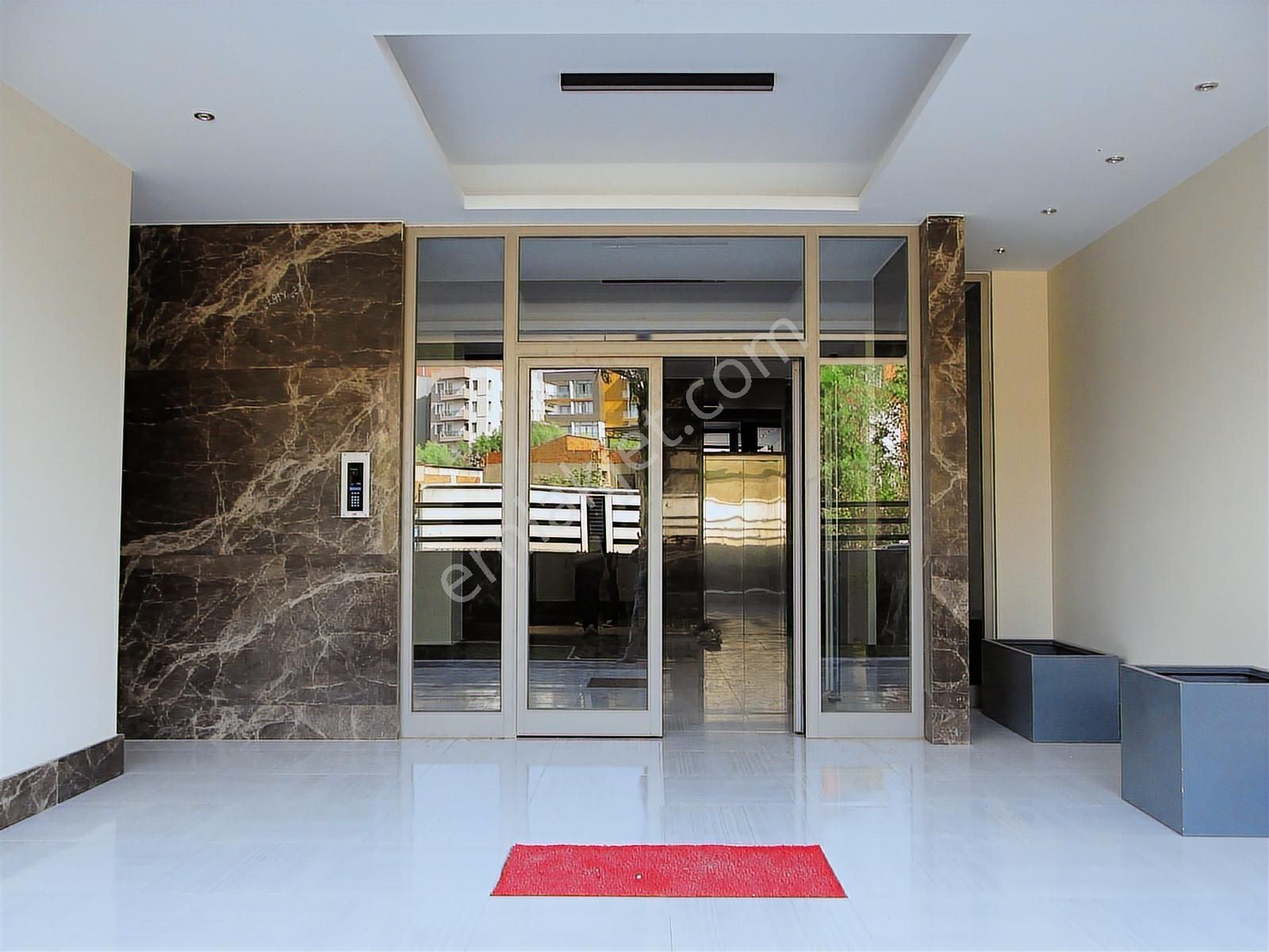 Bornova Goldiva Kuzey'de Boş Oturmaya Hazır 3+1 Satılık Daire - Görsel 8