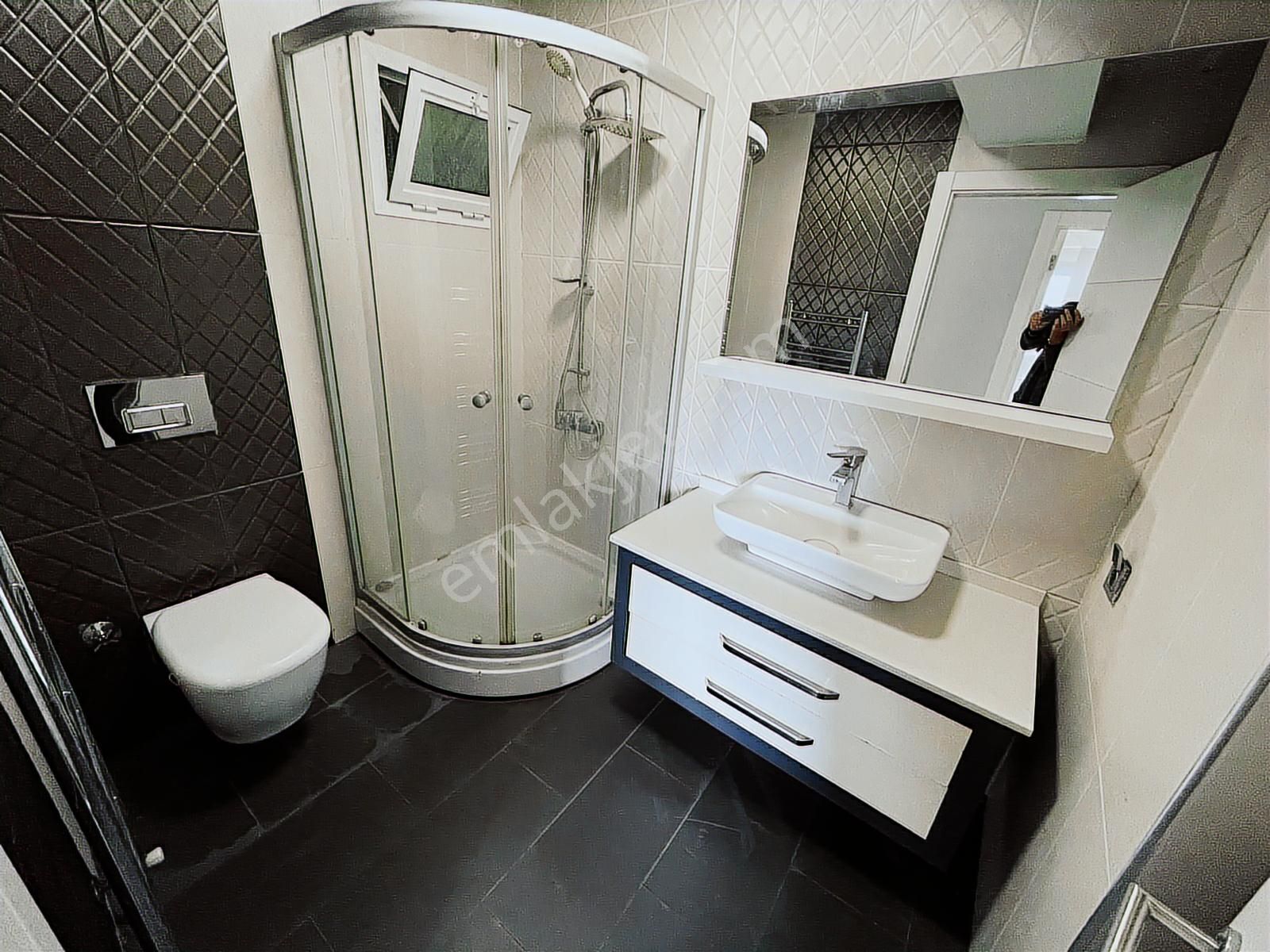 Bornova Goldiva Kuzey'de Boş Oturmaya Hazır 3+1 Satılık Daire - Görsel 5