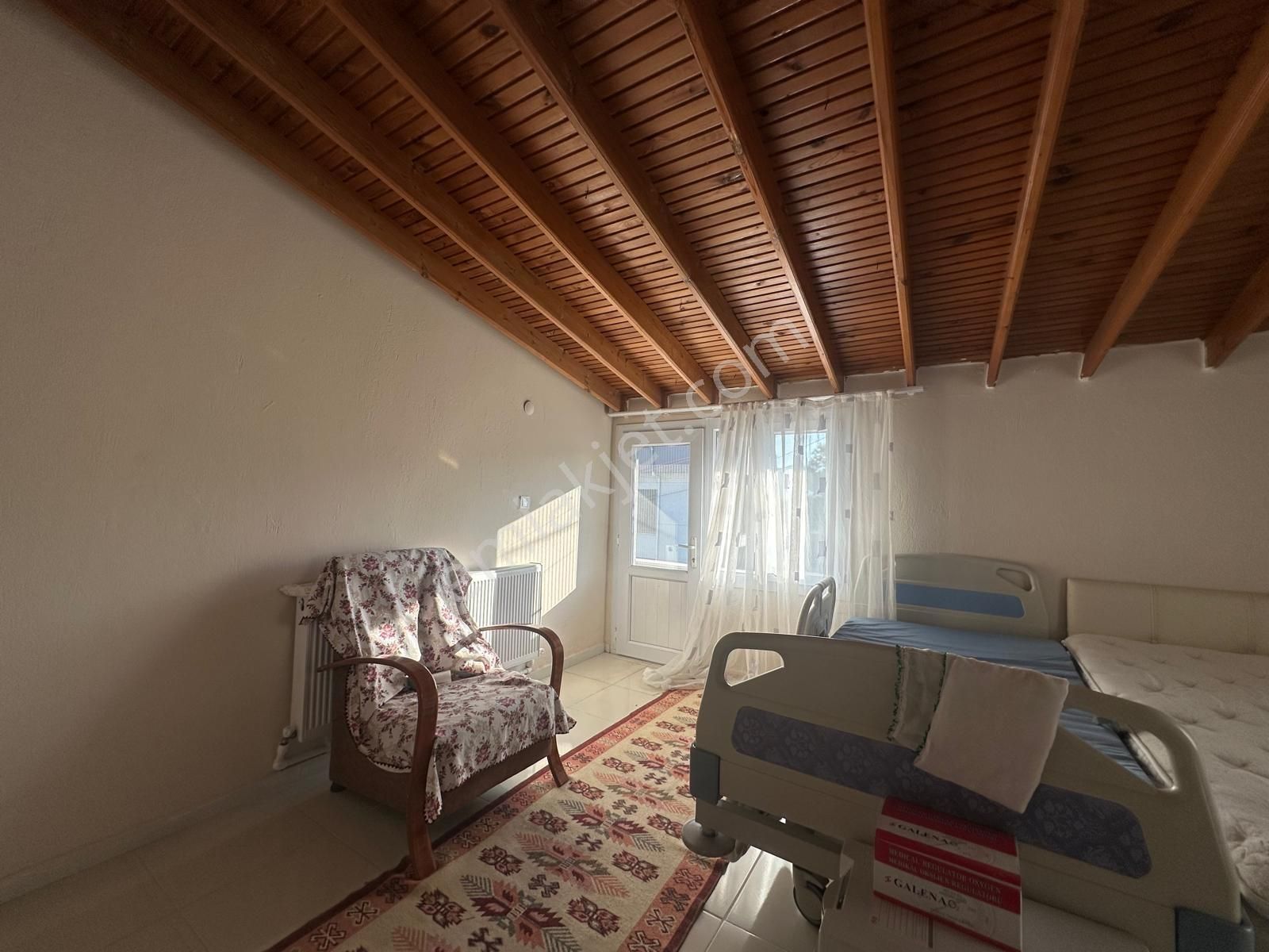 Urla Zeytinalanı 2+1 Eşyalı Kiralık Daire - Görsel 13