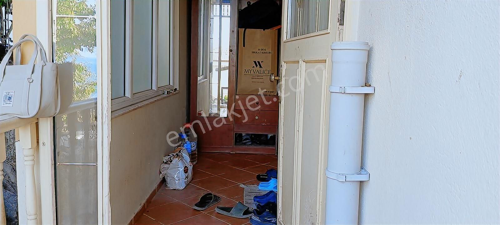 Balıkesir, Ayvalık, Sahil Kent'te 2+1 Satılık Villa - Görsel 19