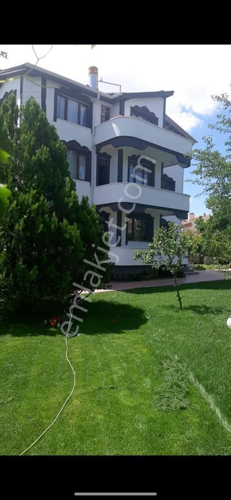 Meram Yaka Mh 9+3 Müstakil Kiralık Villa - Görsel 11