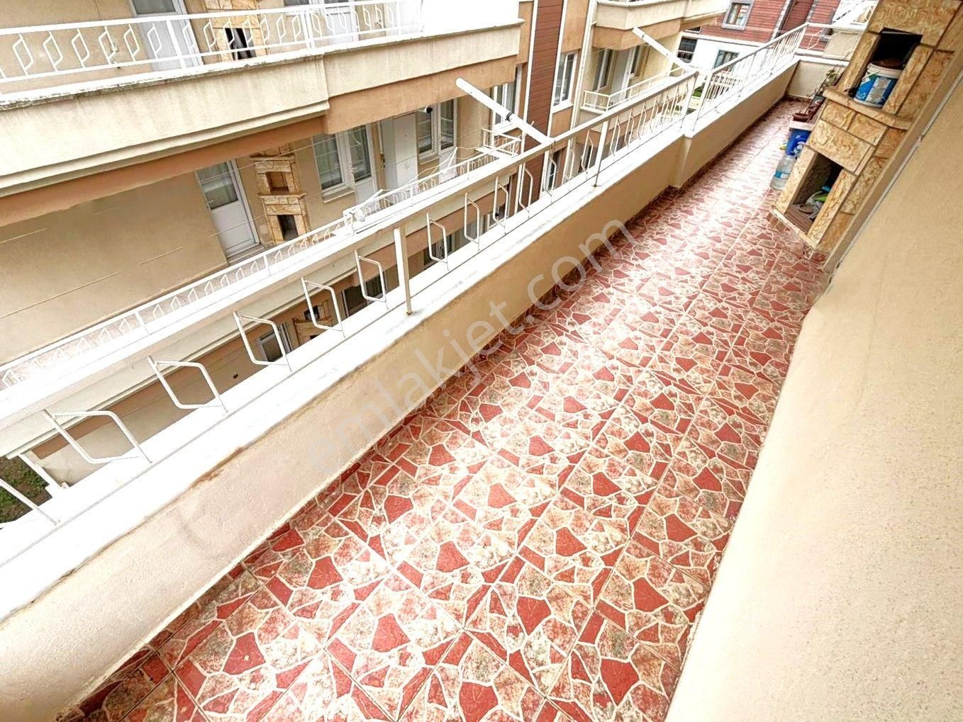 🏡akçay'da Tek Yetkili Aygül'den Site İçi Ayrı Mutfak Ara Kat Doğalgazlı Asansörlü 3+1 Satılık Daire - Görsel 22