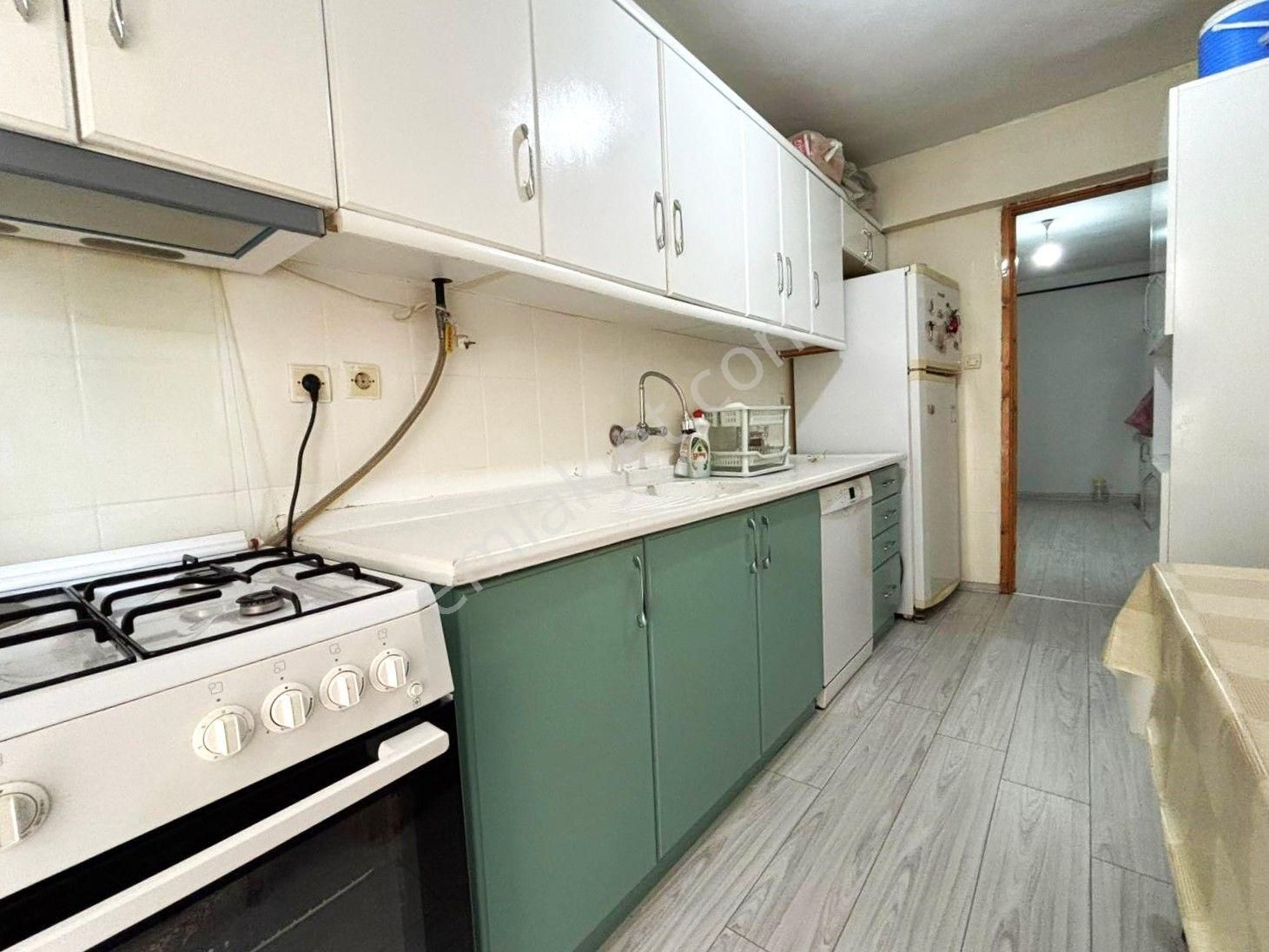 🏡akçay'da Tek Yetkili Aygül'den Site İçi Ayrı Mutfak Ara Kat Doğalgazlı Asansörlü 3+1 Satılık Daire - Görsel 4