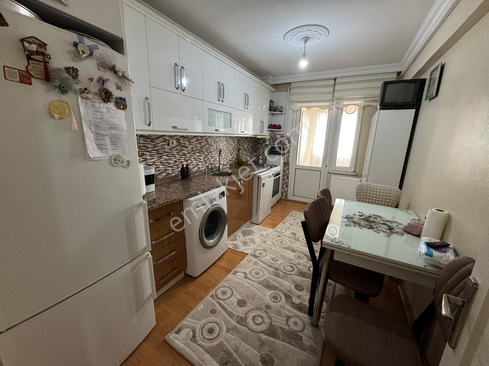 Edremit Cumhuriyet'de Arakat Ön Cephe Doğalgazlı - Görsel 18