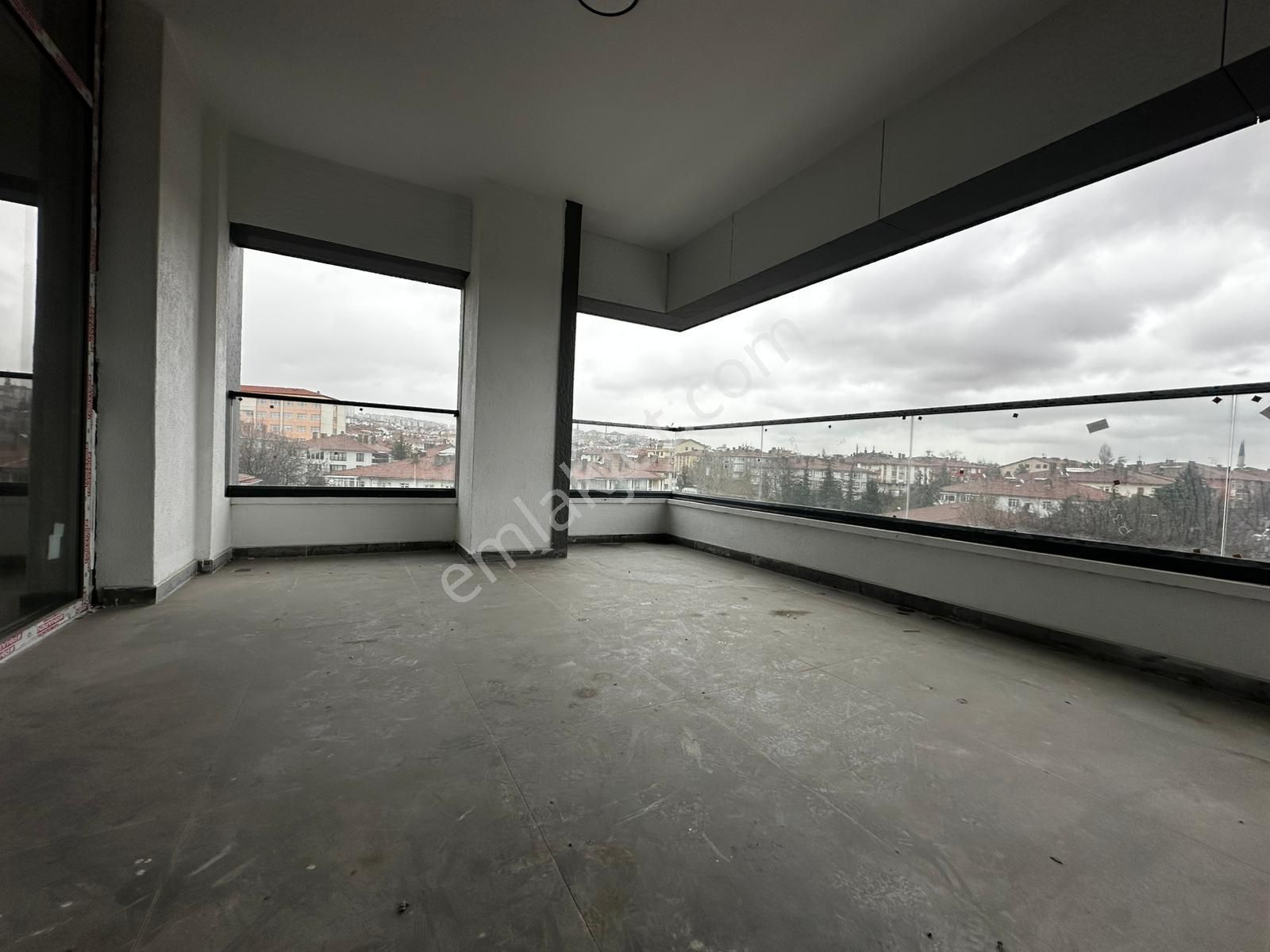 Keçiörenin En Donanımlı Sitesinde 4.5+1 Havuzlu Hamamlı Ned Çiçekli - Görsel 11