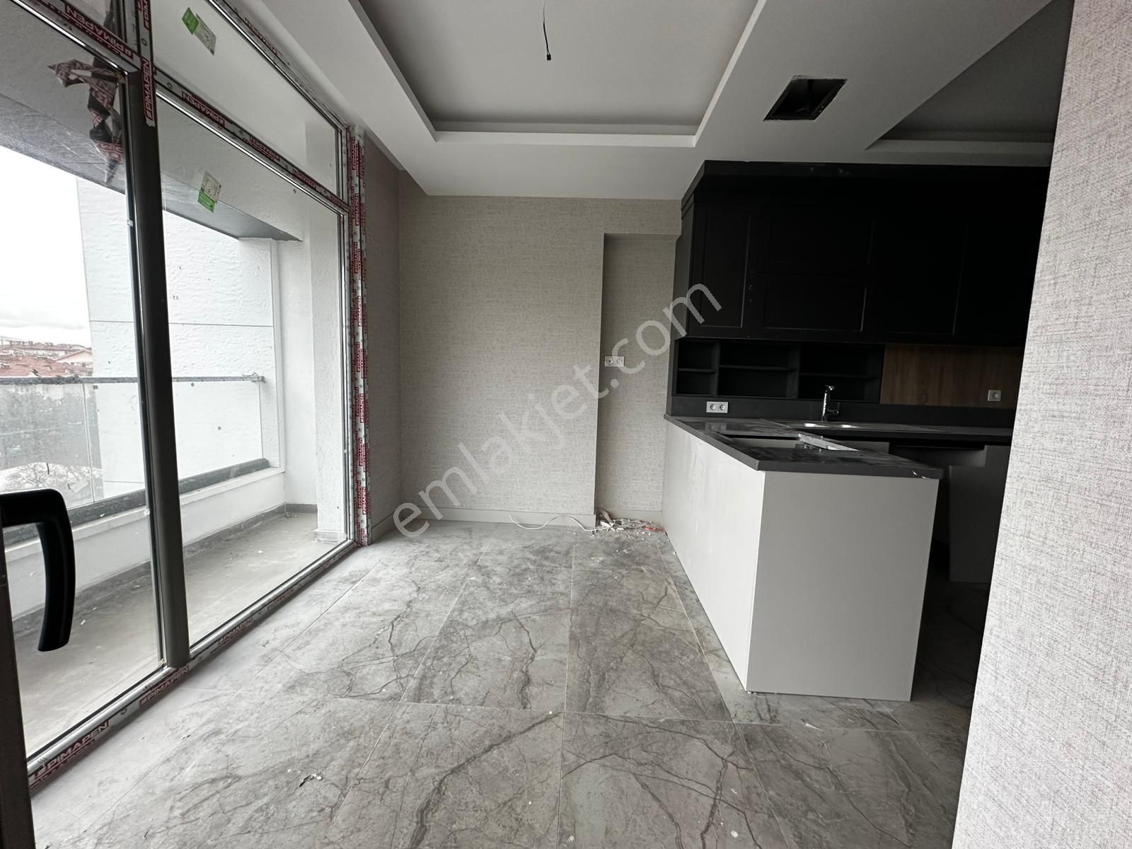 Keçiörenin En Donanımlı Sitesinde 4.5+1 Havuzlu Hamamlı Ned Çiçekli - Görsel 3