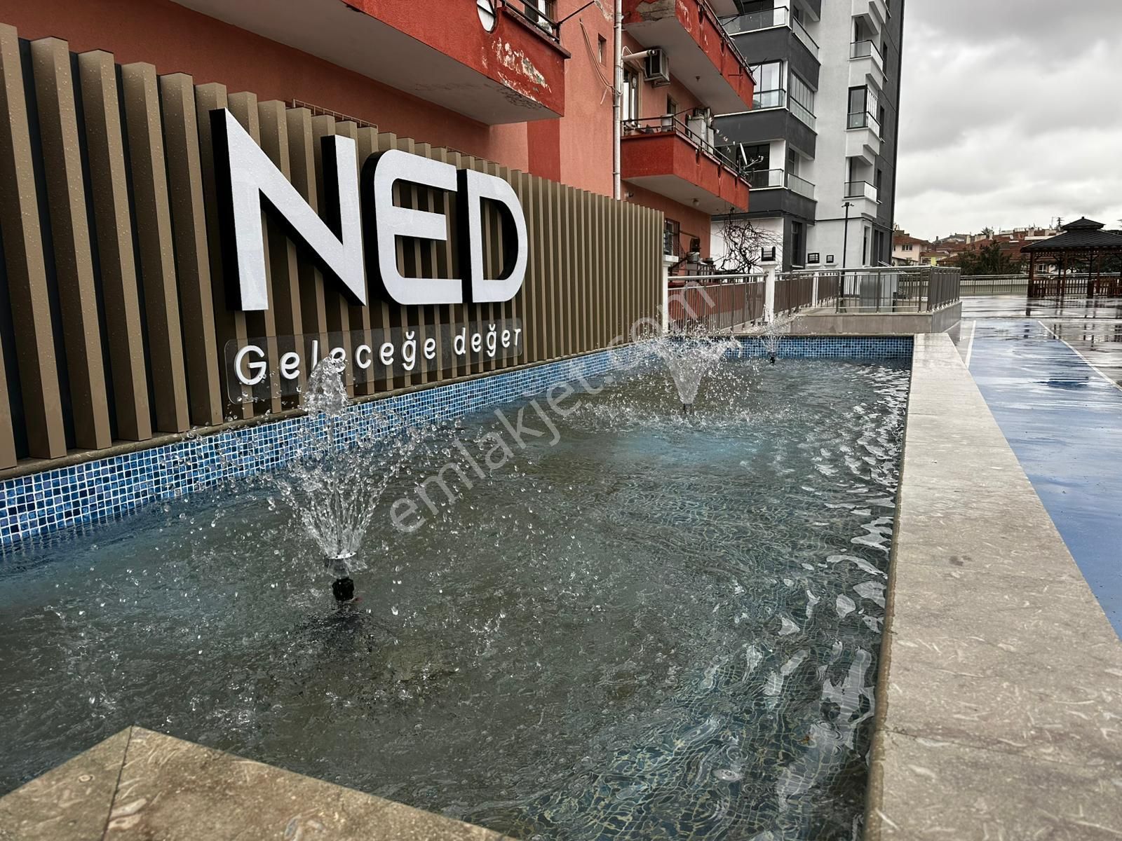 Keçiörenin En Donanımlı Sitesinde 4.5+1 Havuzlu Hamamlı Ned Çiçekli - Görsel 2