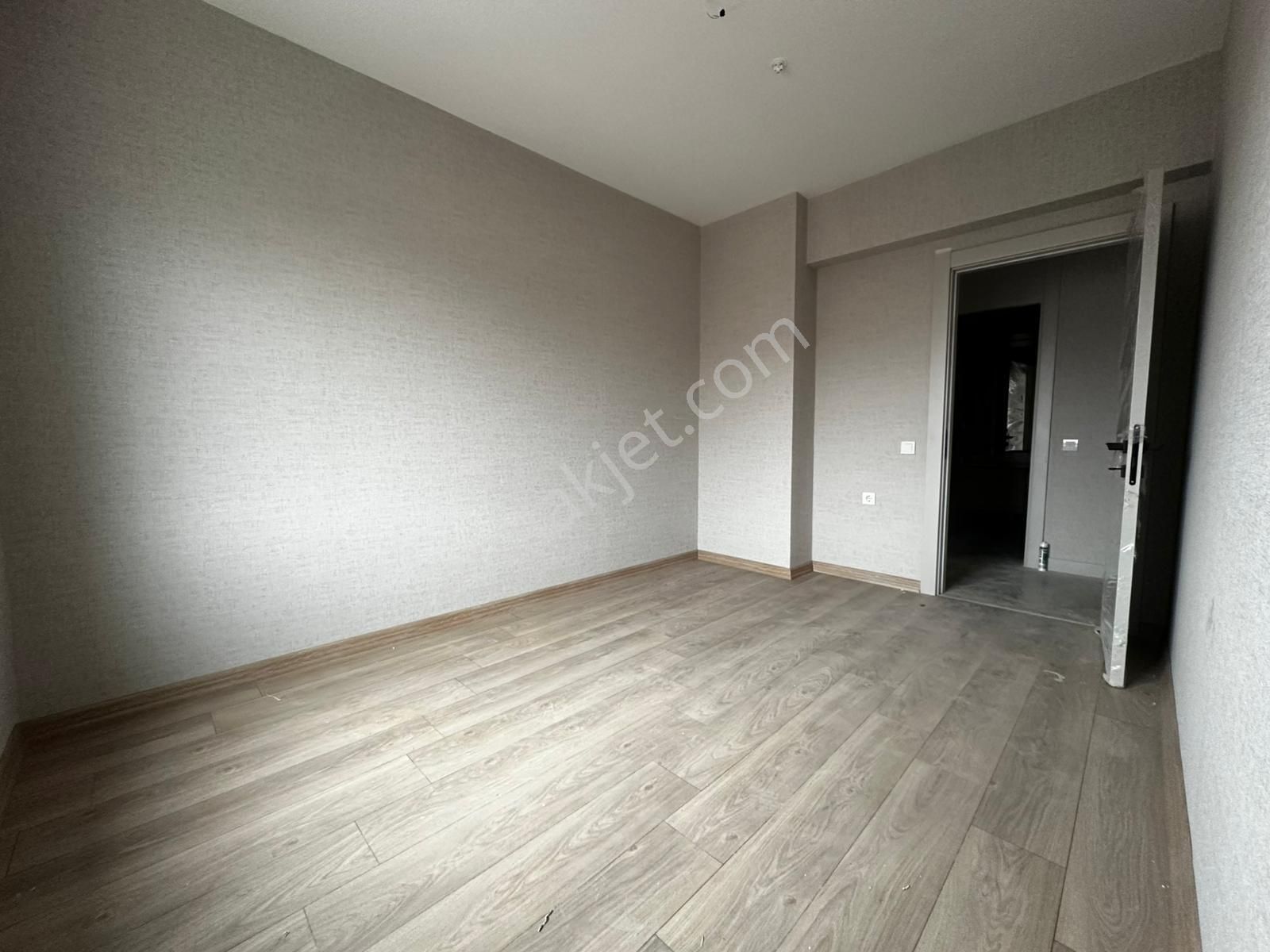 Keçiörenin En Donanımlı Sitesinde 4.5+1 Havuzlu Hamamlı Ned Çiçekli - Görsel 24