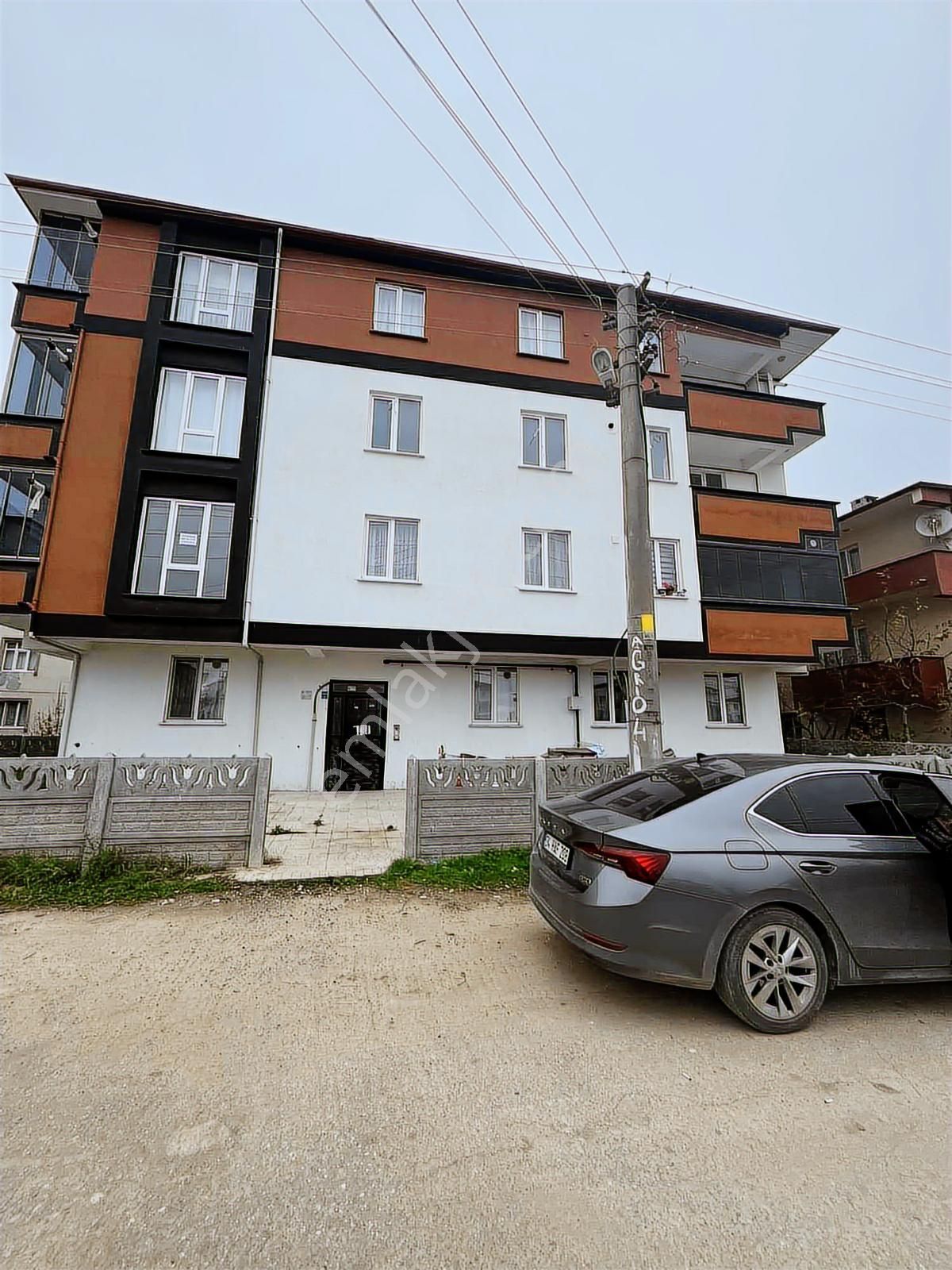 Kapakli Yunus Emre'de Full Ön Cephe Ara Kat Bu Fiyata Yok - Görsel 9