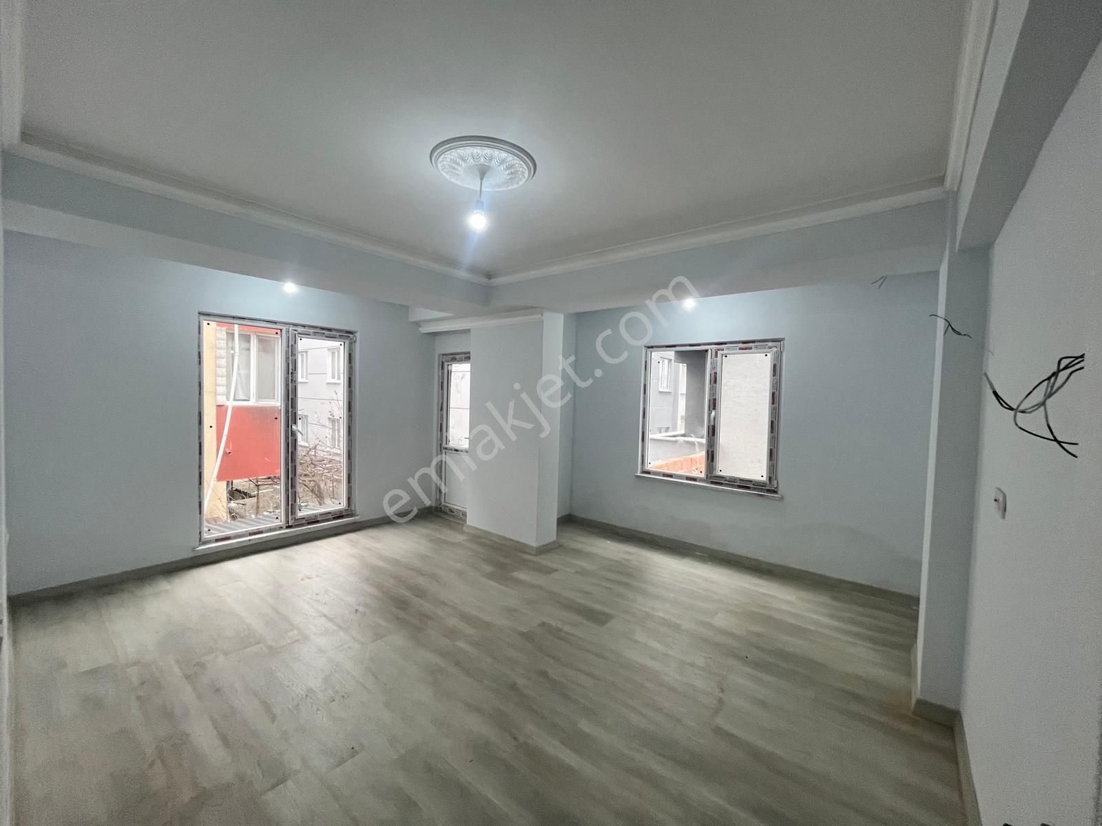 Hastane Bölgesinde Sıfır 2+1 Daire
