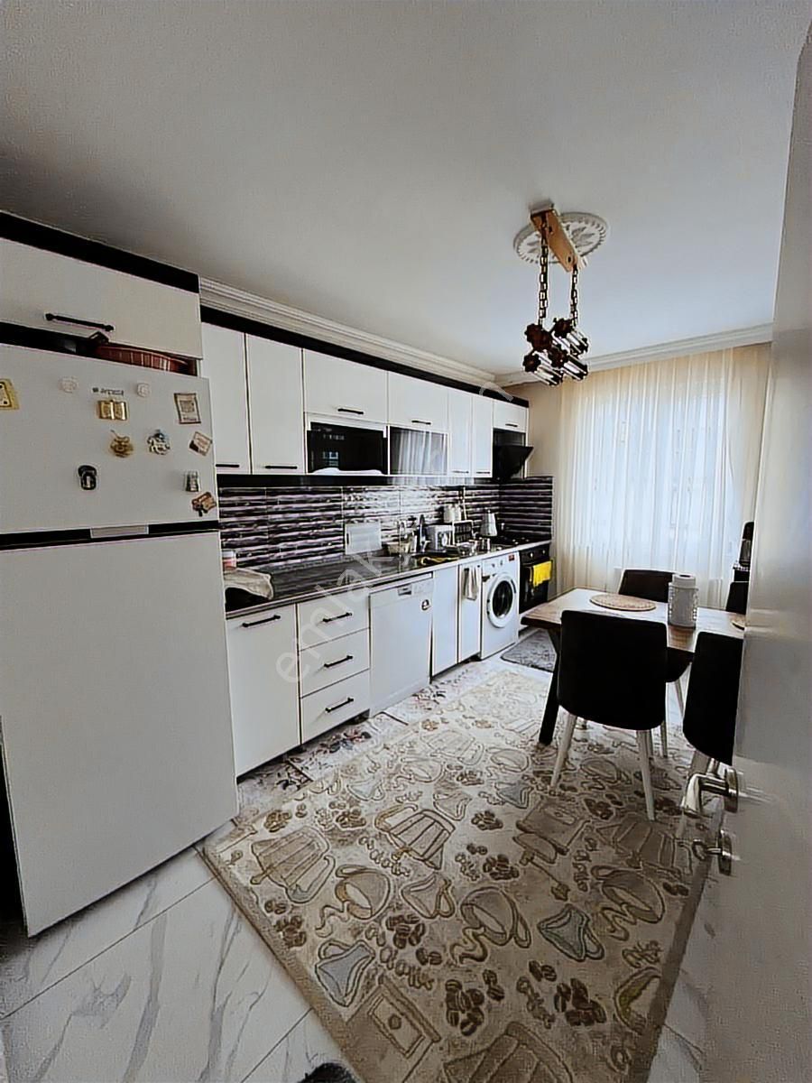 Atatürk Mahallesi Erbay Caddesinde Cadde Üzeri Satılık Dubleks - Görsel 5