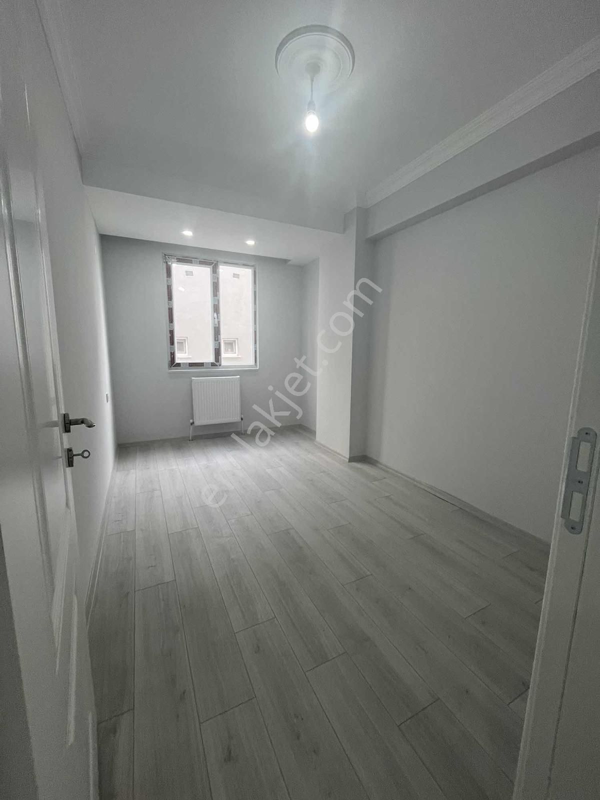 Hastane Mevkı 3 + 1 Kullanışlı Otoparklı. Daıreler - Görsel 5