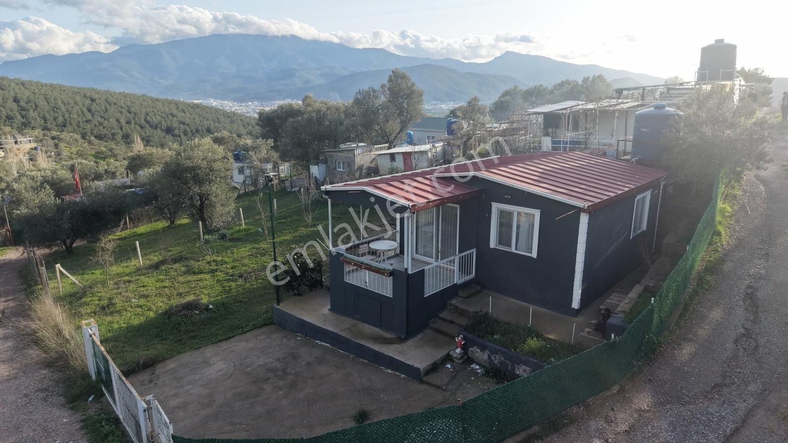 Damlacık'ta 500m² Yolu Açılmış Manzaralı Tapulu Evli Bahçe - Görsel 5