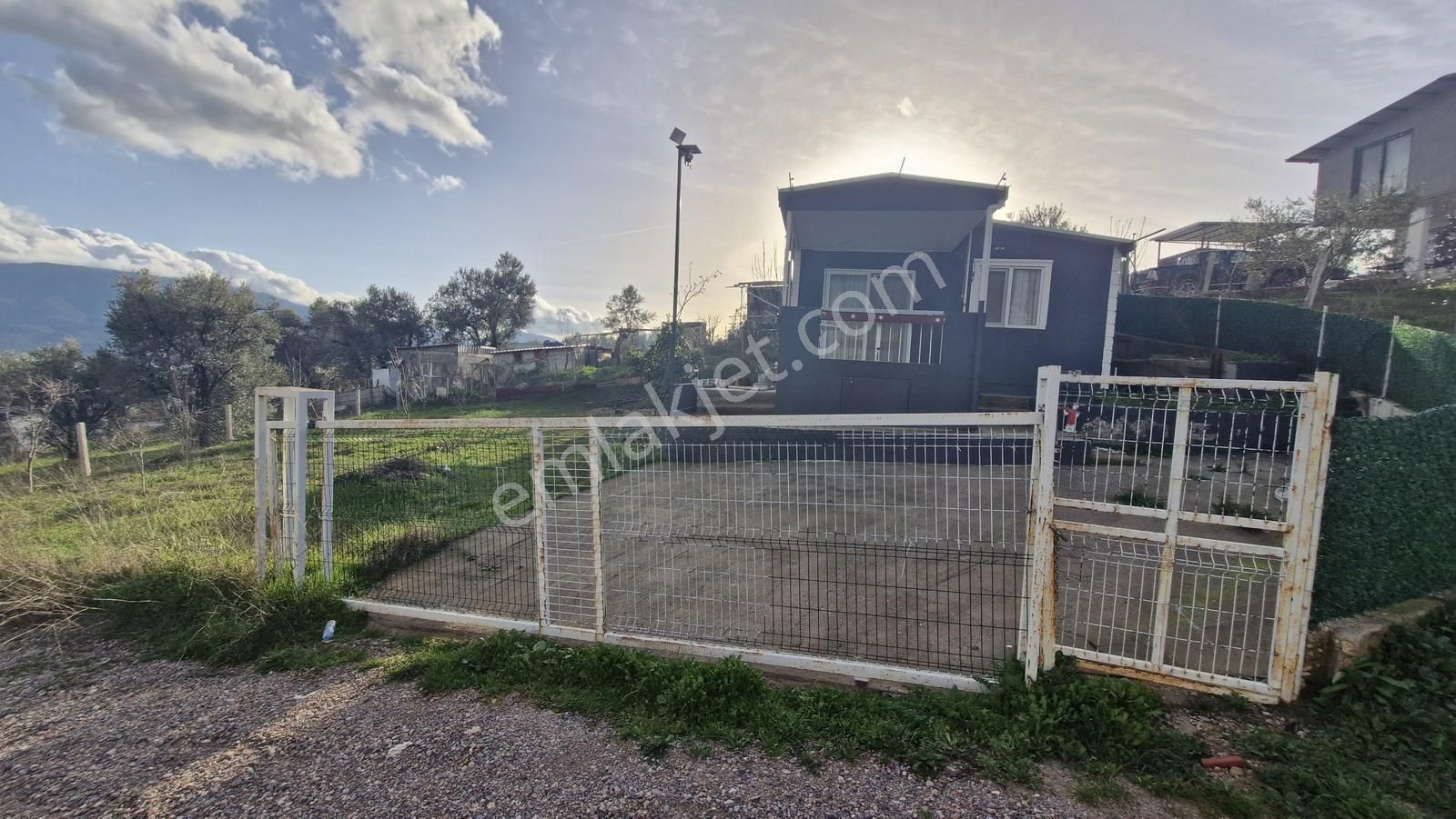 Damlacık'ta 500m² Yolu Açılmış Manzaralı Tapulu Evli Bahçe - Görsel 8