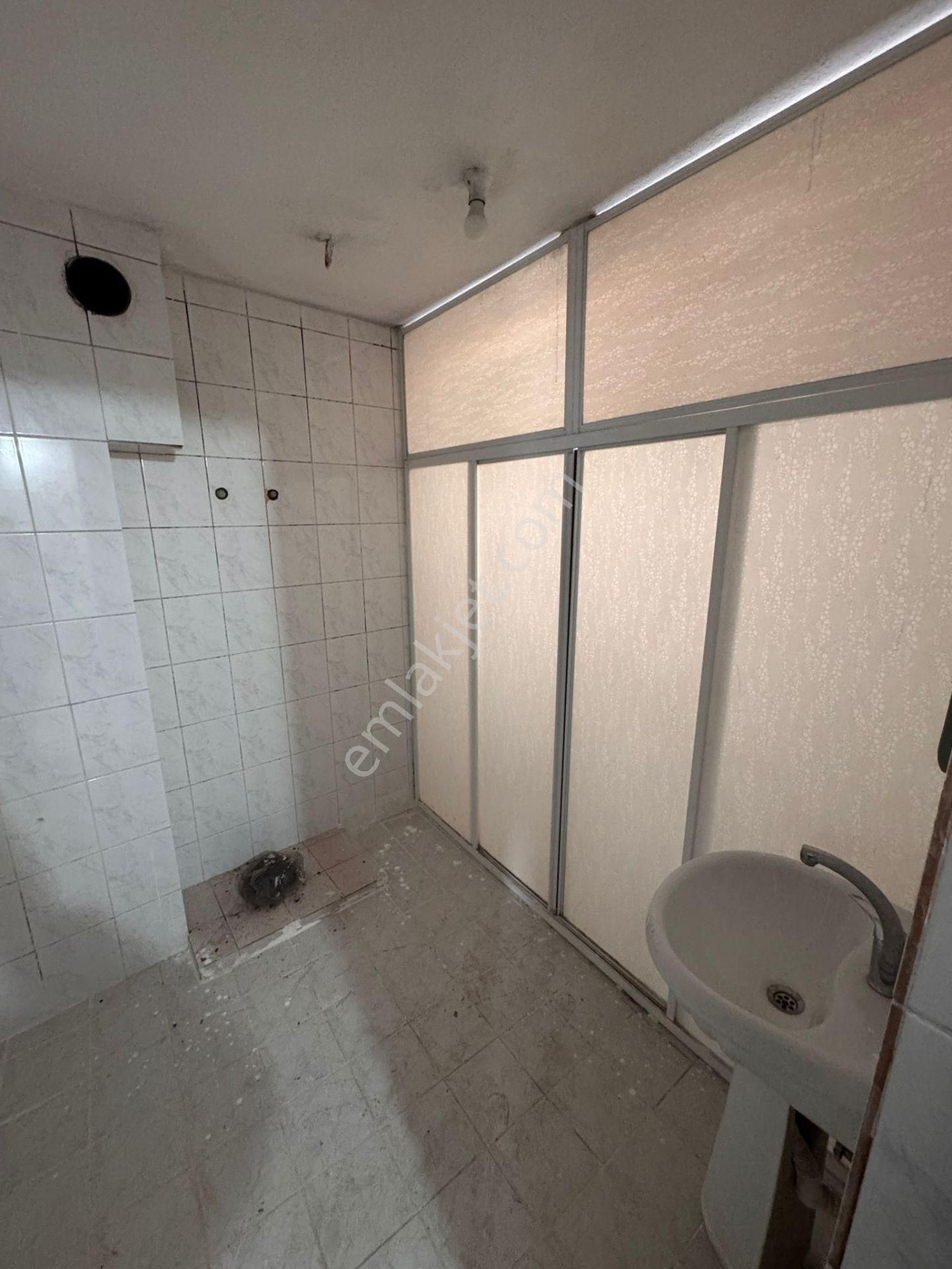 Gülbahçe Mahallesinde Teraslı & Balkonlu 2+1 Kiralık Fırsat - Görsel 12