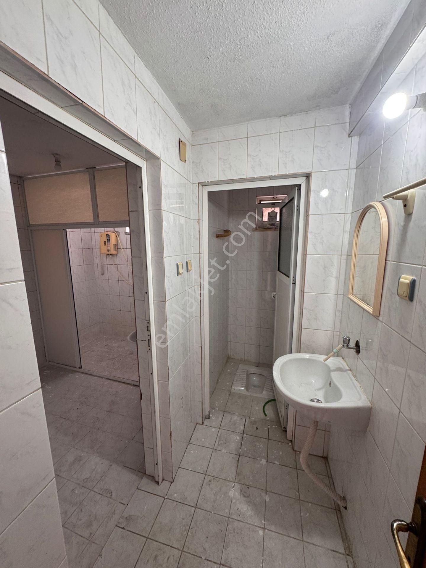 Gülbahçe Mahallesinde Teraslı & Balkonlu 2+1 Kiralık Fırsat - Görsel 5
