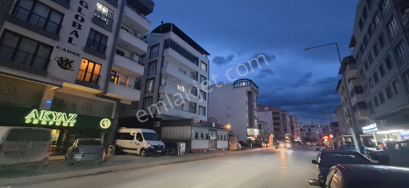 Demirtaş Dumlupınarda Cadde Üzeri 3+1 Geniş Ve Ferah Daire - Görsel 4