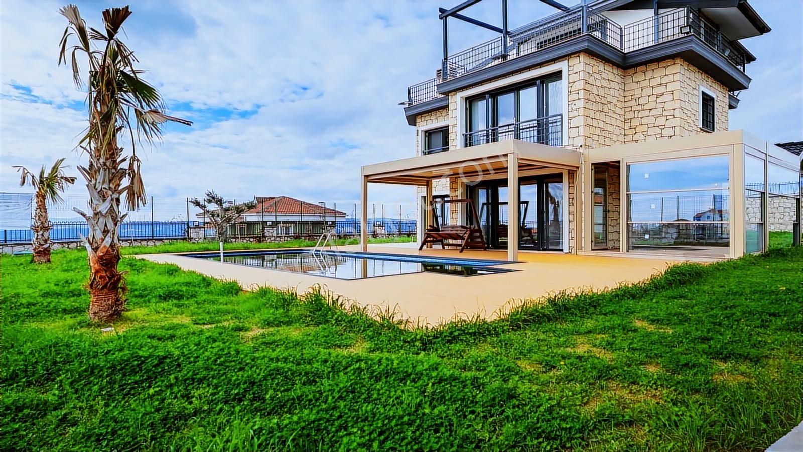 İzmir Seferihisar Ulamış'ta Satılık Lüks Villa Cb Ph - Görsel 2