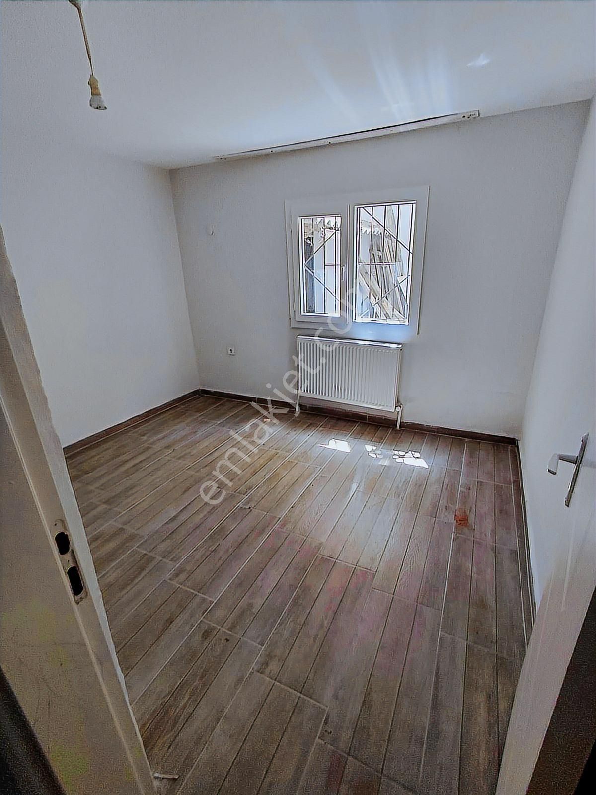 Urla Zeytinalanı Merkezde Doğalgazlı 3+1 Kiralık Daire - Görsel 7