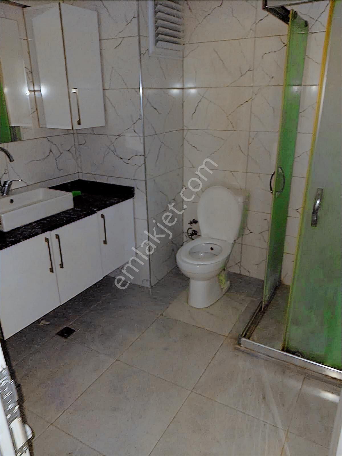 Urla Zeytinalanı Merkezde Doğalgazlı 3+1 Kiralık Daire - Görsel 9