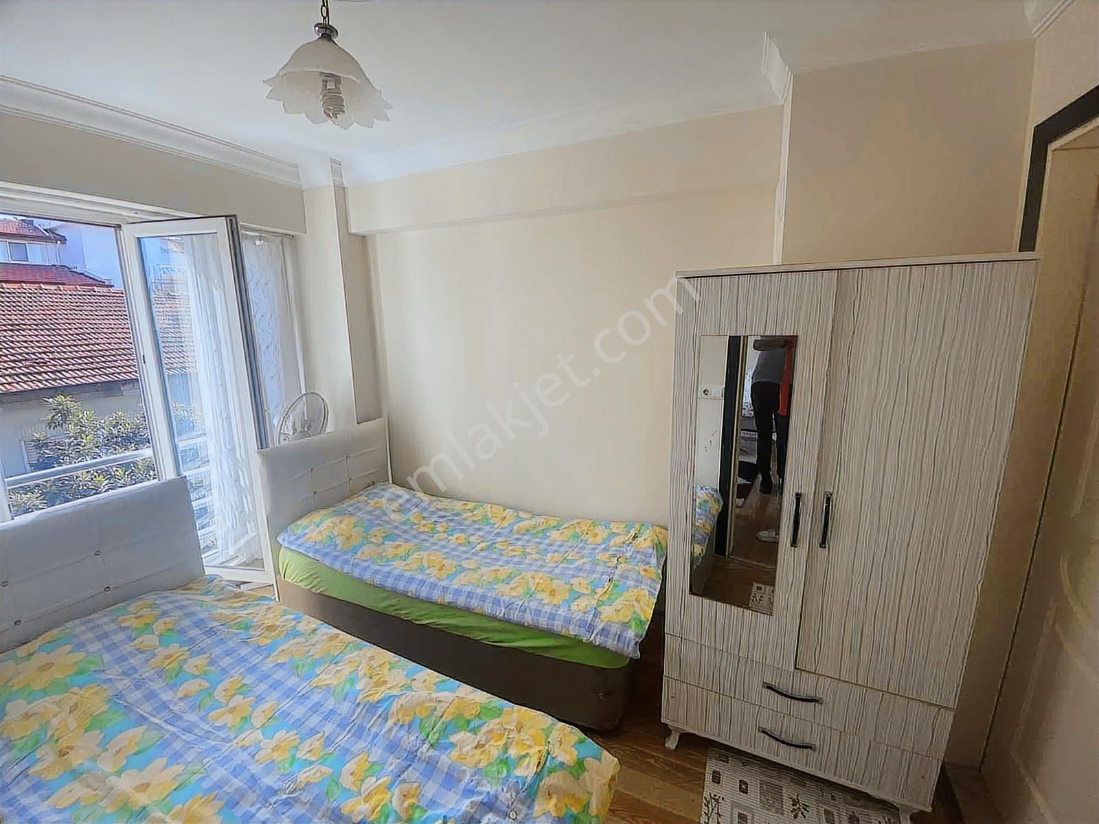 İncilipınar Mah.3.kat Kombili 1+1 Eşyalı Apart Daire - Görsel 9