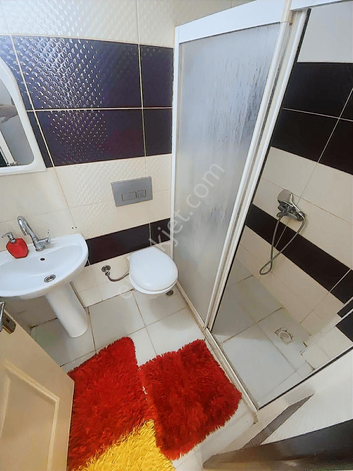 İncilipınar Mah.3.kat Kombili 1+1 Eşyalı Apart Daire - Görsel 7