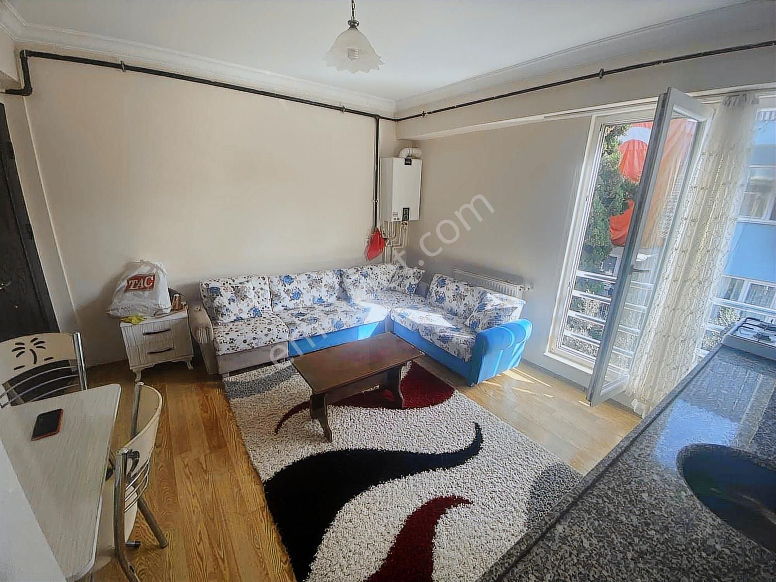 İncilipınar Mah.3.kat Kombili 1+1 Eşyalı Apart Daire - Görsel 8