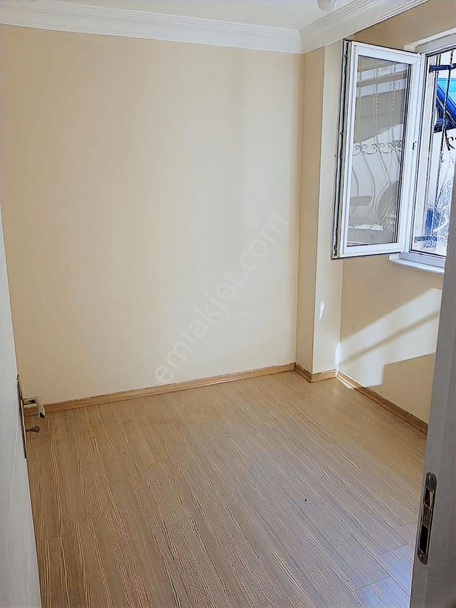 Eyüp Güzeltepe 2+1 Satılık Temiz Daire - Görsel 2