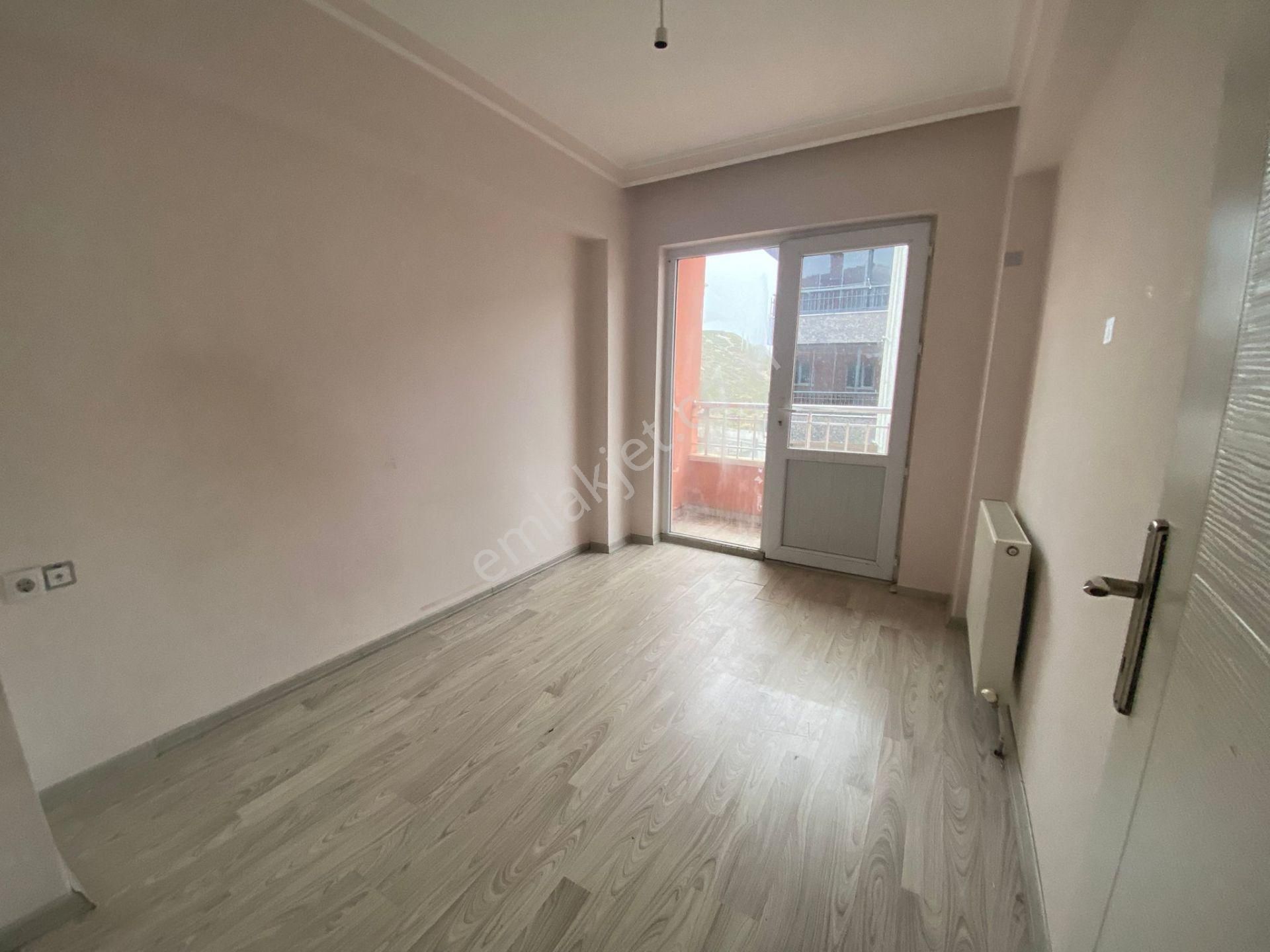 Aktif Emlak'tan 8 Yıllık Binada Bağımsız Ara Kat'ta 3+1 Satılık Daire!!! - Görsel 14