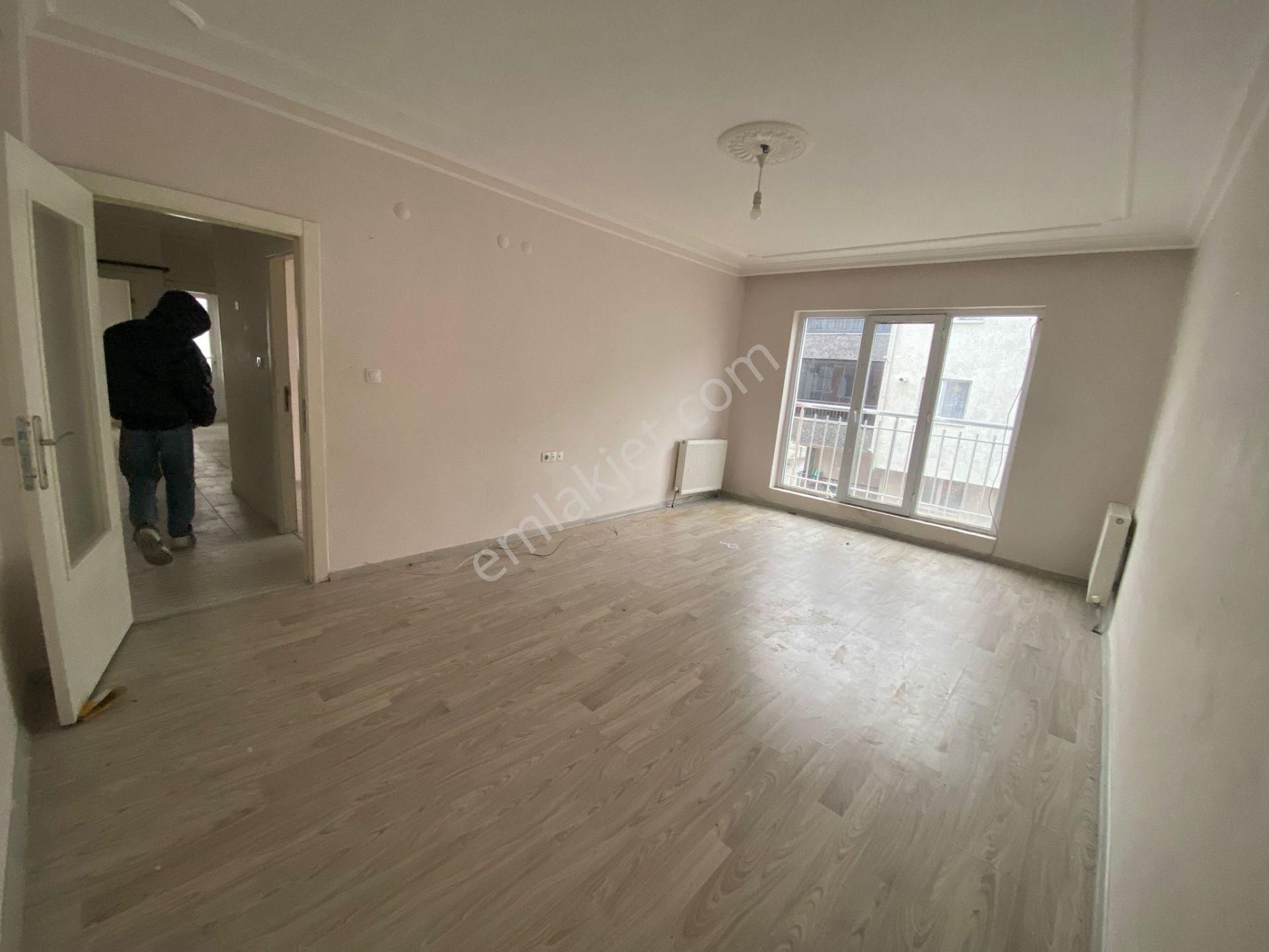 Aktif Emlak'tan 8 Yıllık Binada Bağımsız Ara Kat'ta 3+1 Satılık Daire!!! - Görsel 10