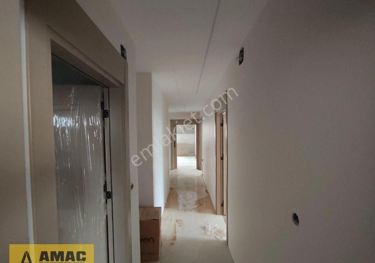 Amaç'tan Ali Sepici Bulvar Üzerinde Site İçerisinde 3+1 Full Yapili Masrafsız Giyinme Odali Cift Ban - Görsel 5