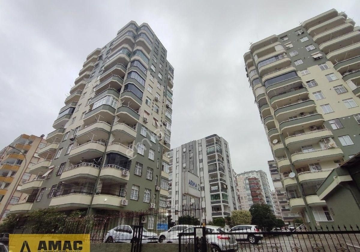 Amaç'tan Ali Sepici Bulvar Üzerinde Site İçerisinde 3+1 Full Yapili Masrafsız Giyinme Odali Cift Ban