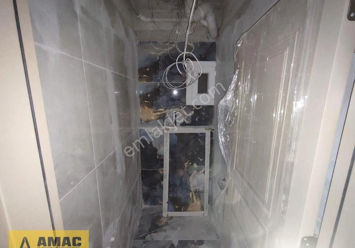 Amaç'tan Ali Sepici Bulvar Üzerinde Site İçerisinde 3+1 Full Yapili Masrafsız Giyinme Odali Cift Ban - Görsel 23