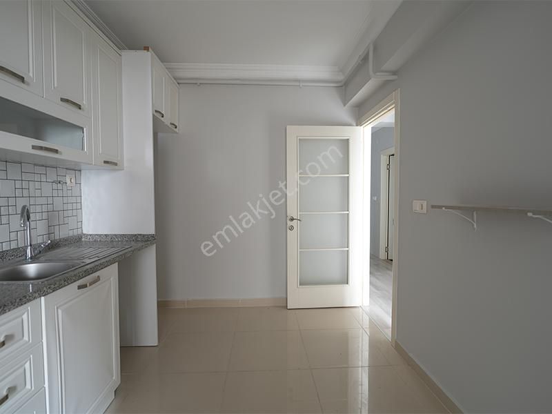 C21 Cius; Günaydın Sitesinde 3+1 Ara Kat Deniz Manzaralı Kiralık Daire - Görsel 12