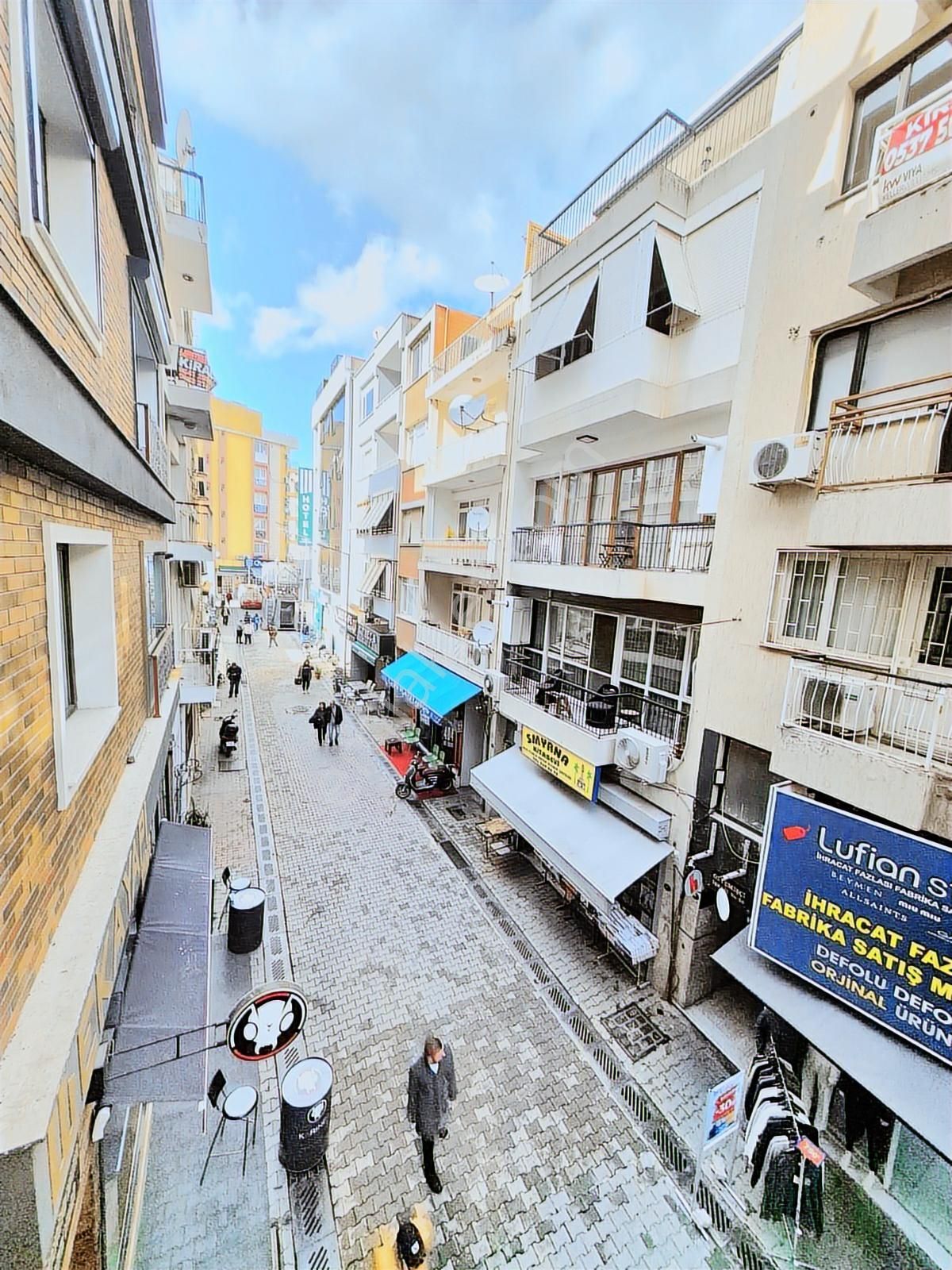 K.yaka Çarşı İçi Komple Tadilatlı Özel Teraslı D.gazlı 3+1 120m2 - Görsel 9