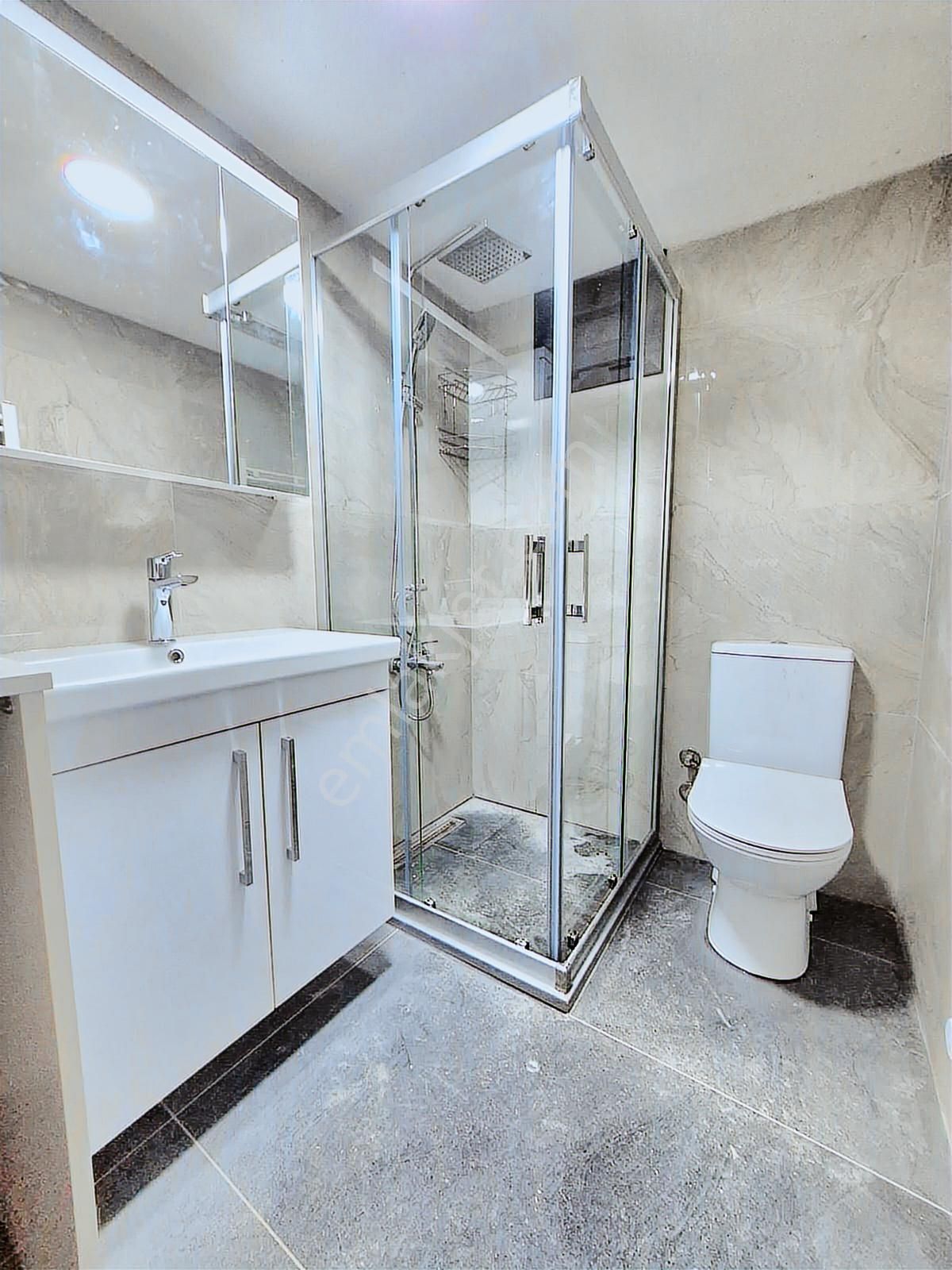 K.yaka Çarşı İçi Komple Tadilatlı Özel Teraslı D.gazlı 3+1 120m2 - Görsel 18