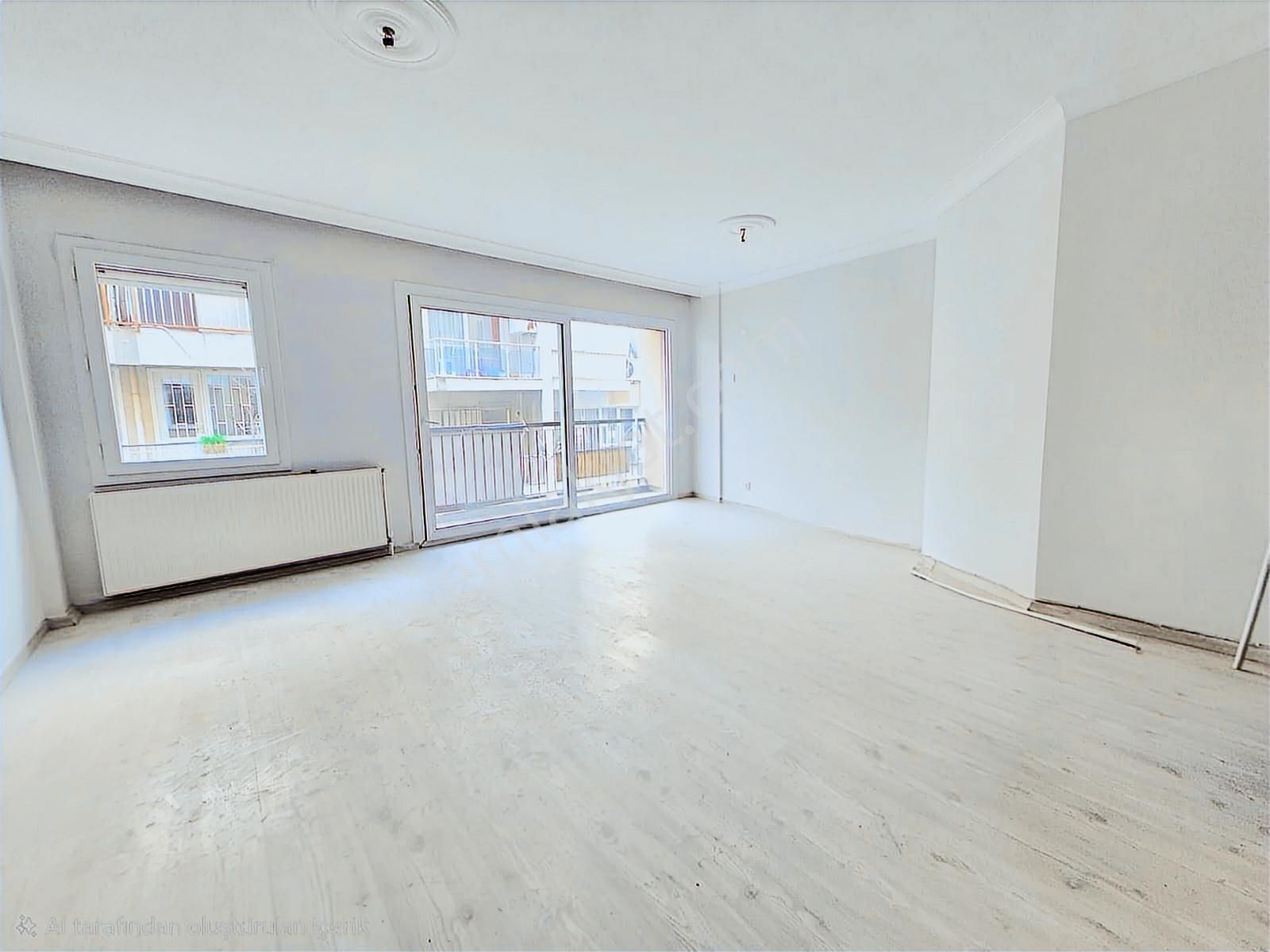 K.yaka Çarşı İçi Komple Tadilatlı Özel Teraslı D.gazlı 3+1 120m2