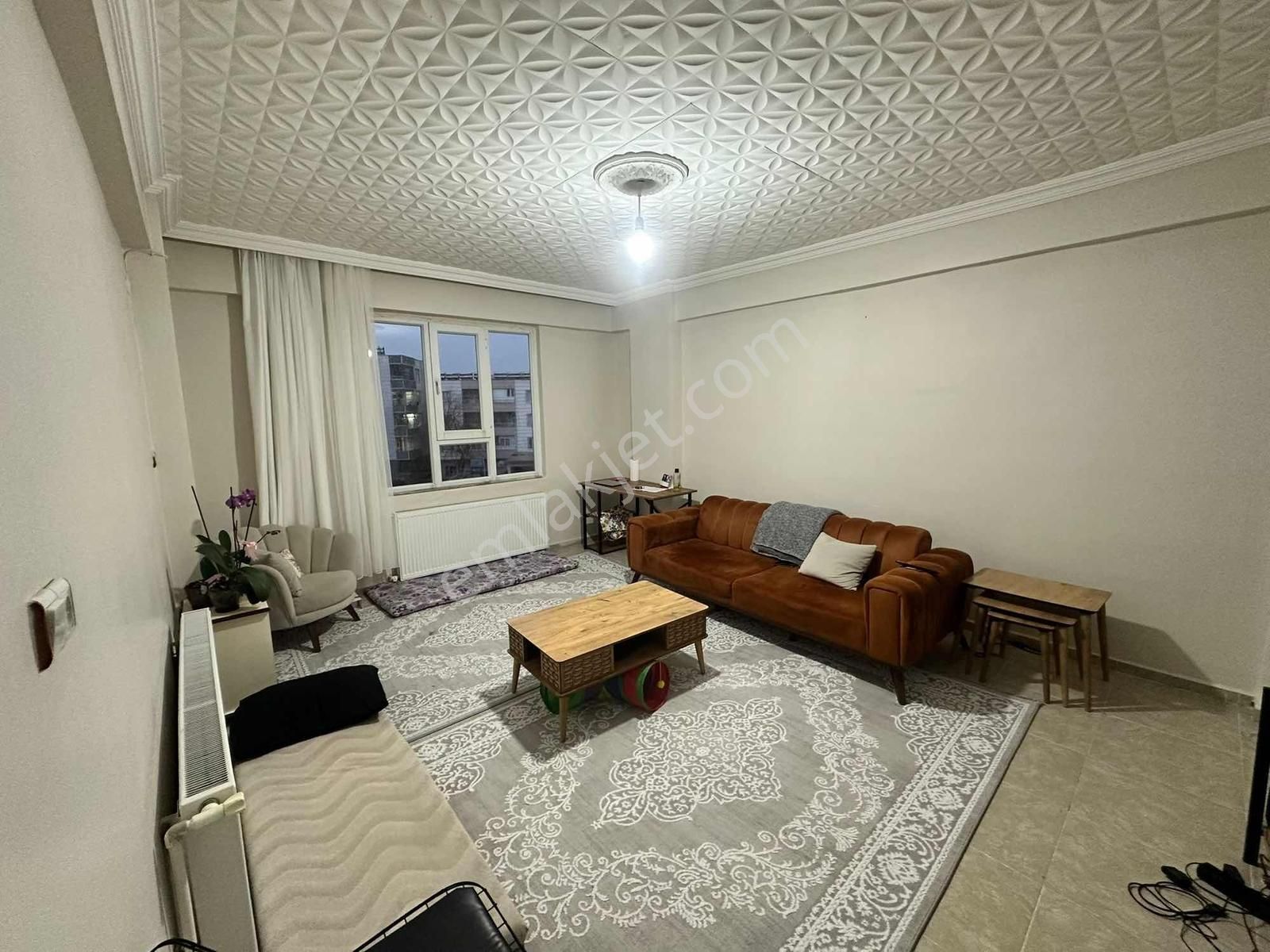 Şanlıurfa Hilvan Merkezinde 2+1 Kiralık Ziraat Bankası Arkasında