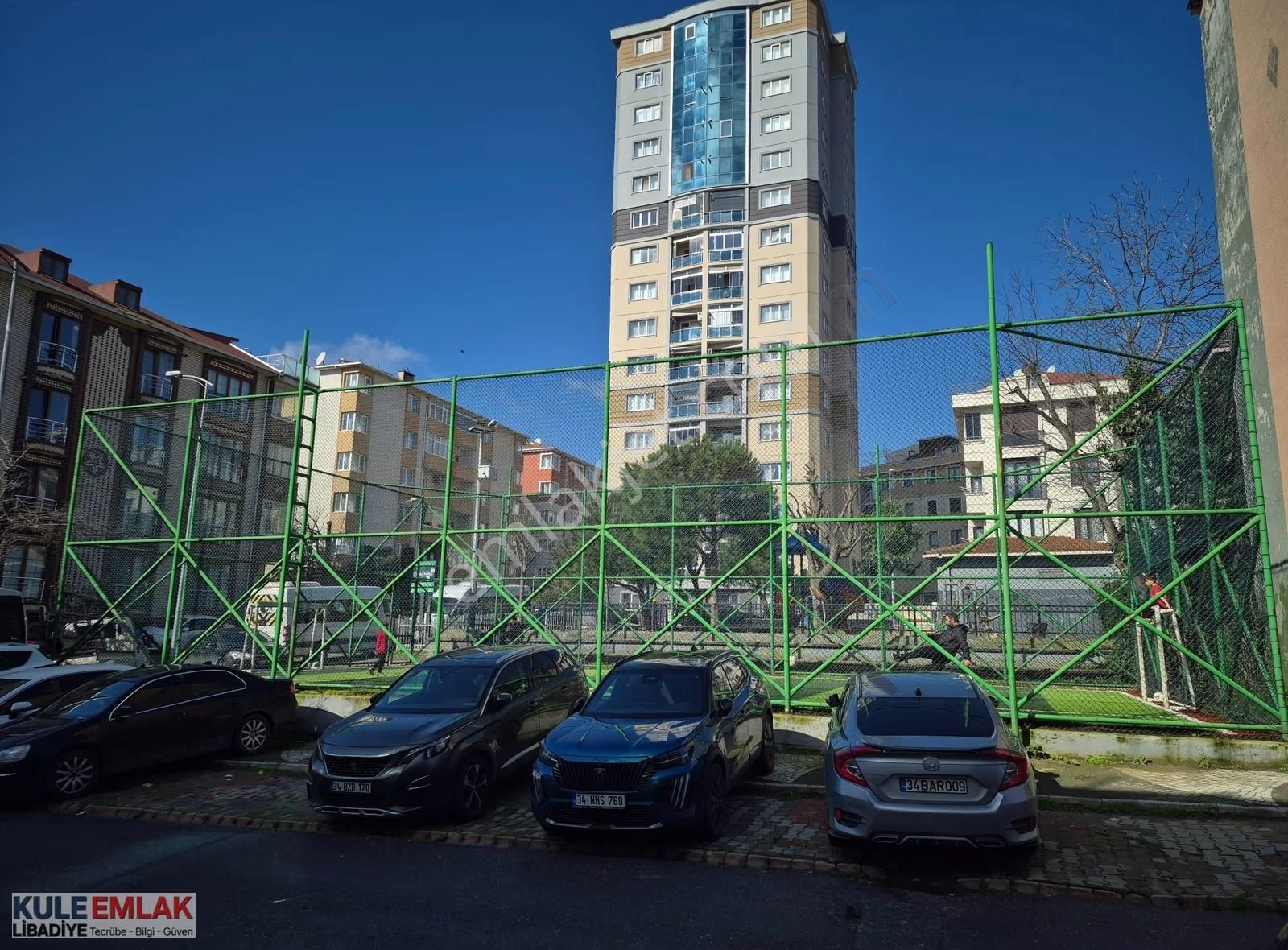 Esenevlerin En Güzel Yerinde Geniş Kullanışlı Daire - Görsel 13