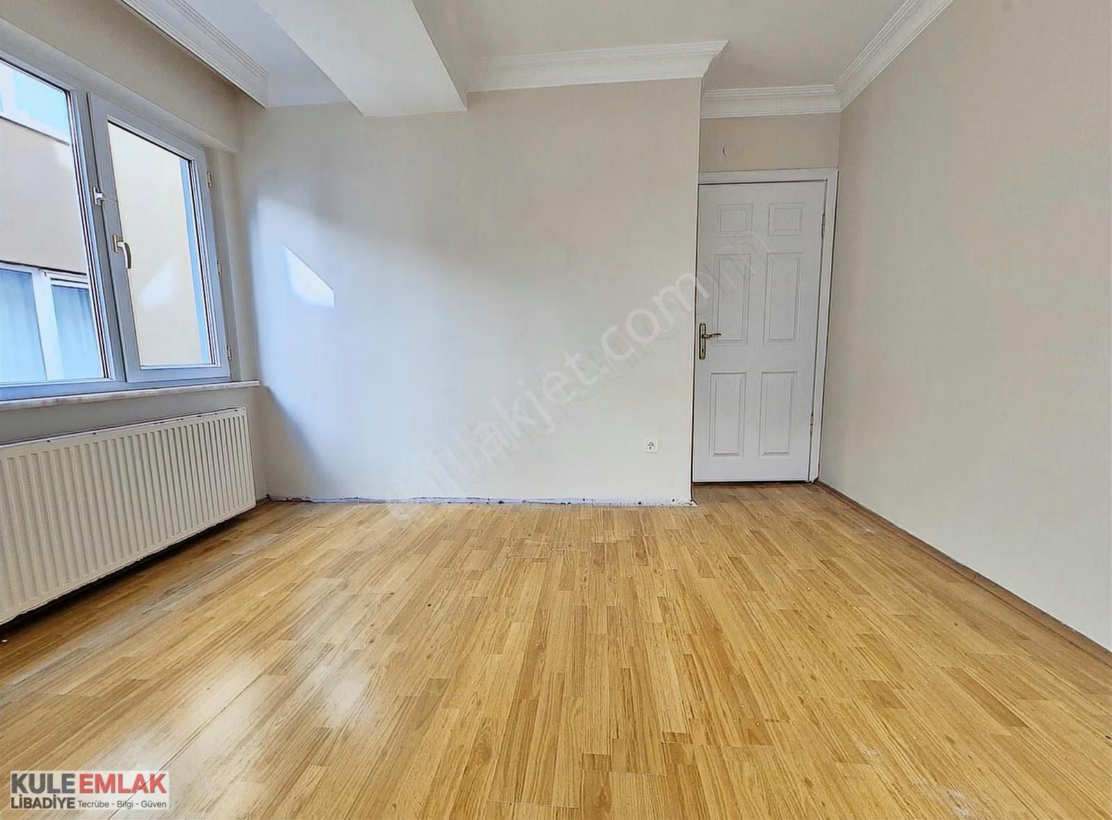 Esenevlerin En Güzel Yerinde Geniş Kullanışlı Daire - Görsel 12