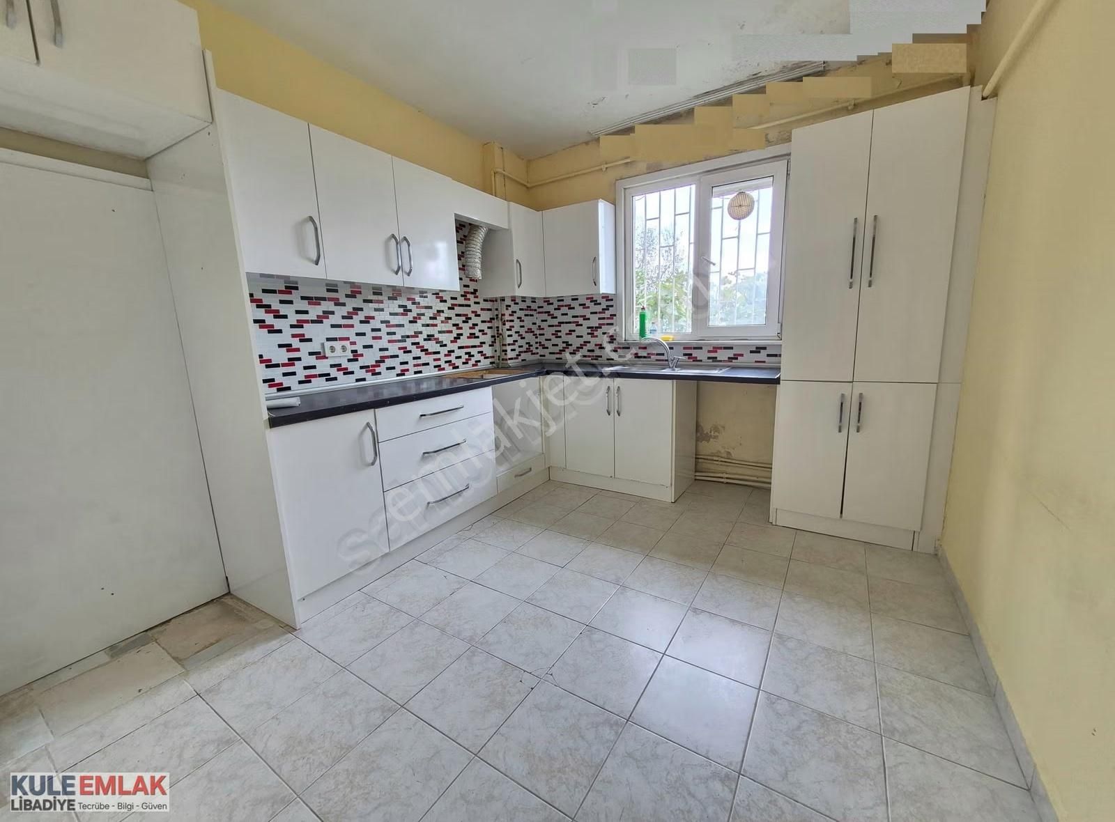 Kısıklının En Güzel Yerinde Yatırımlık Giriş Kat Daire - Görsel 20