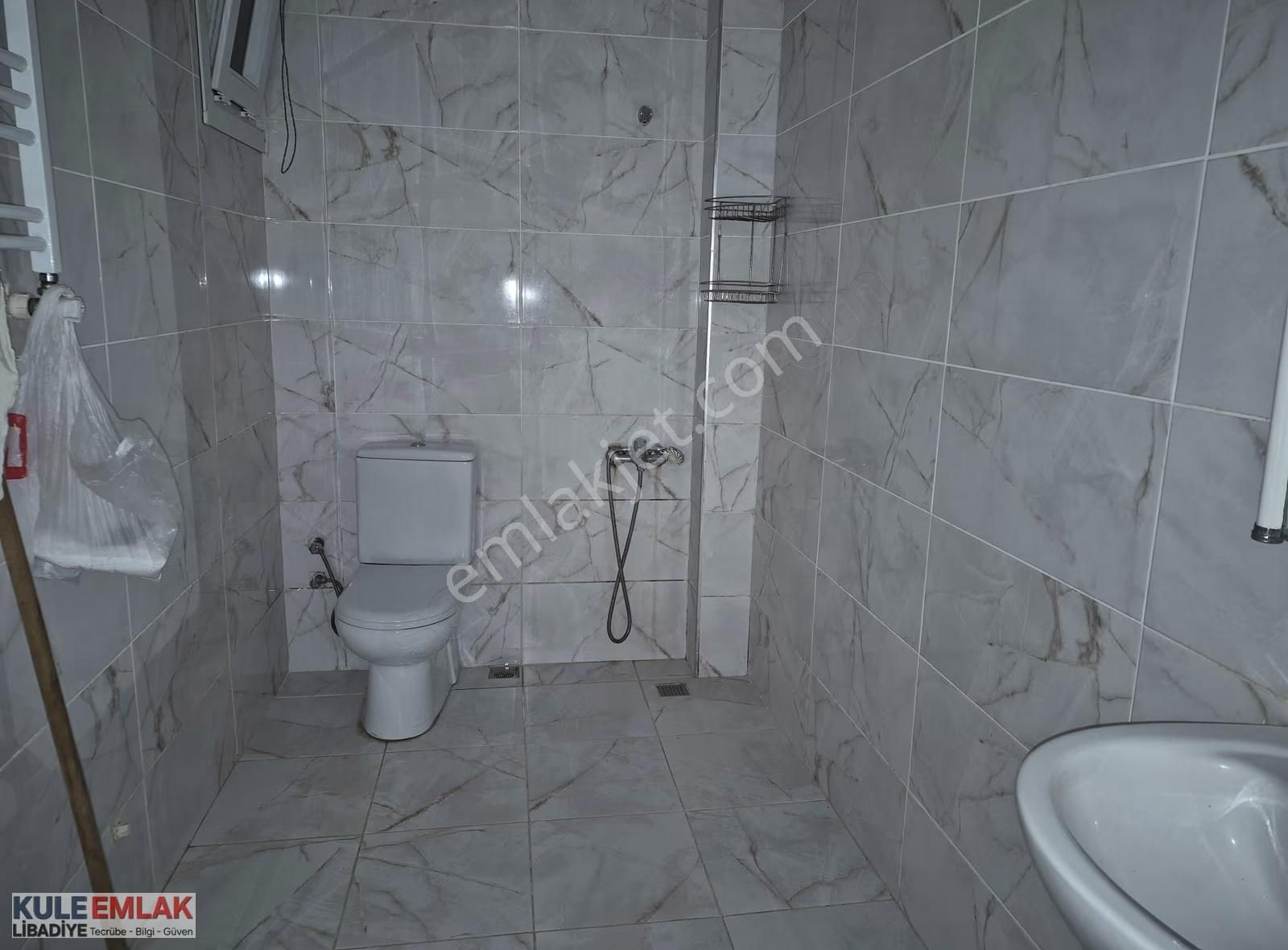 Kısıklının En Güzel Yerinde Yatırımlık Giriş Kat Daire - Görsel 28