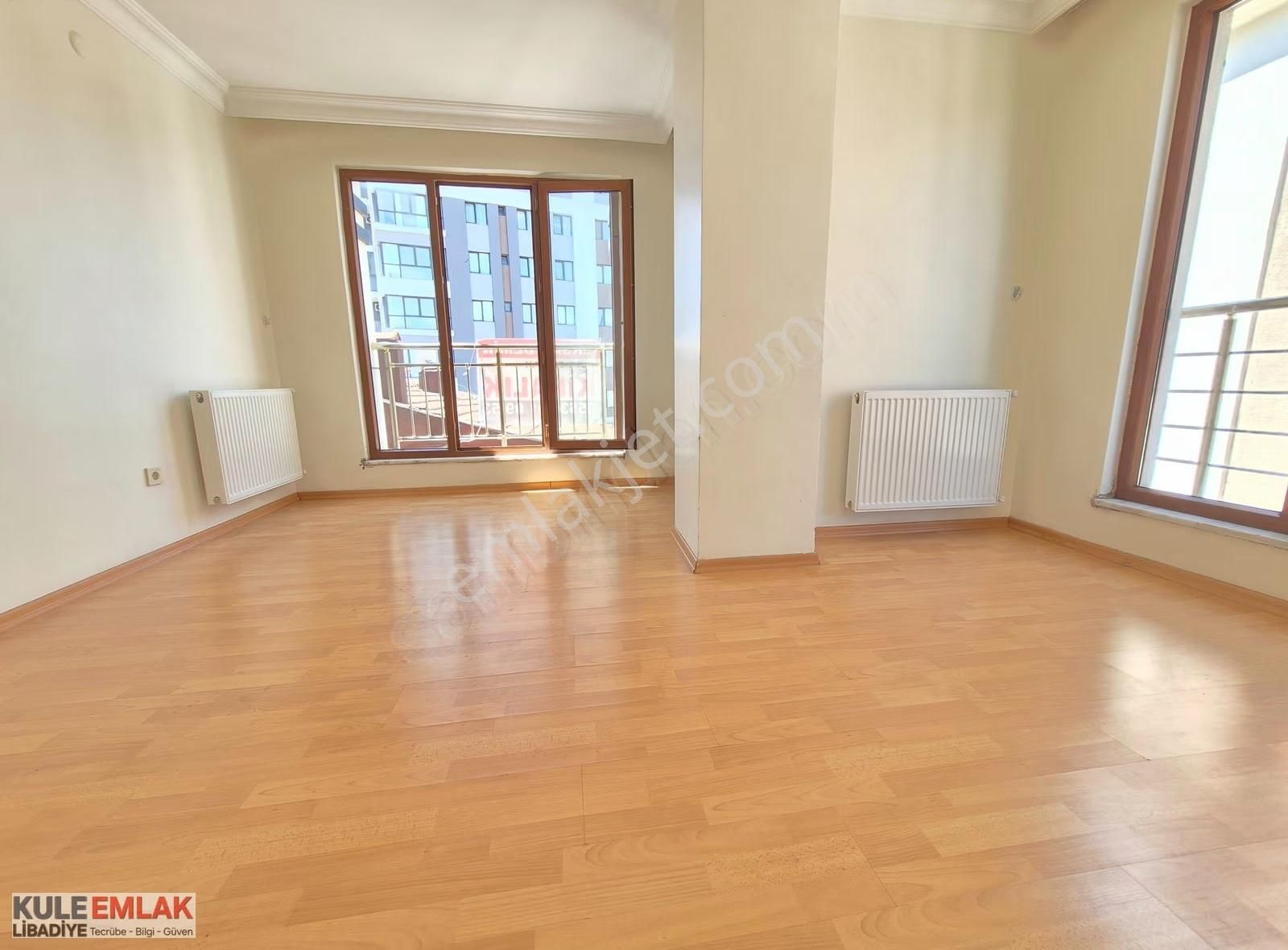 Muhteşem Lokasyonda Metroya Yakın Ara Kat Daire - Görsel 7