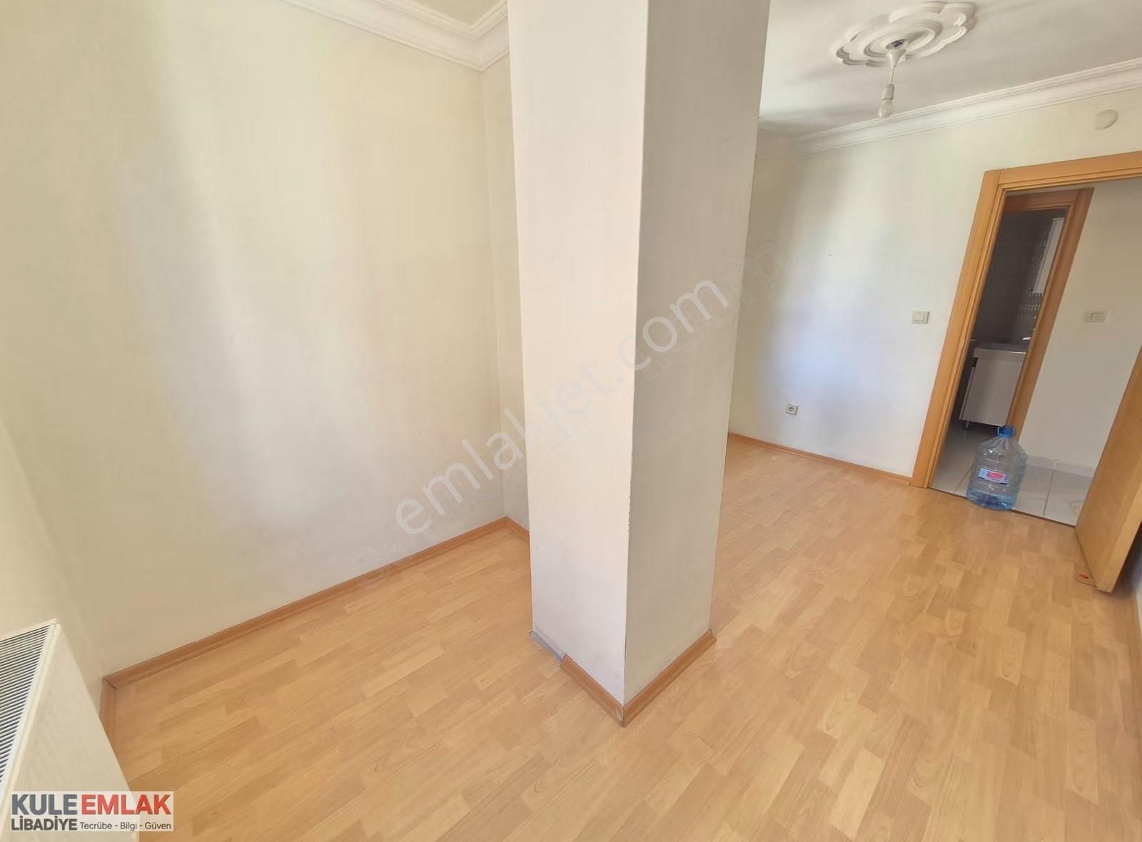 Muhteşem Lokasyonda Metroya Yakın Ara Kat Daire - Görsel 12