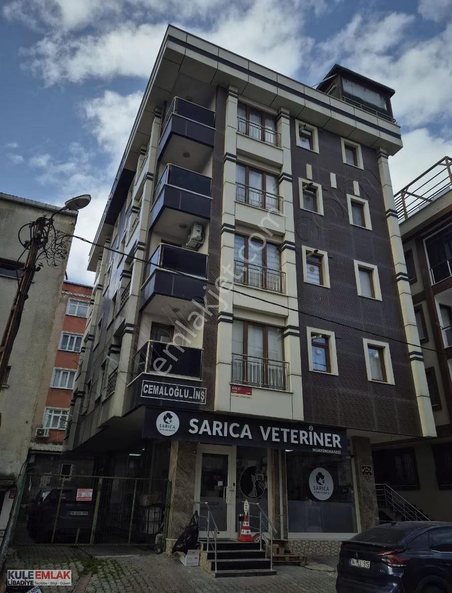 Muhteşem Lokasyonda Metroya Yakın Ara Kat Daire - Görsel 26